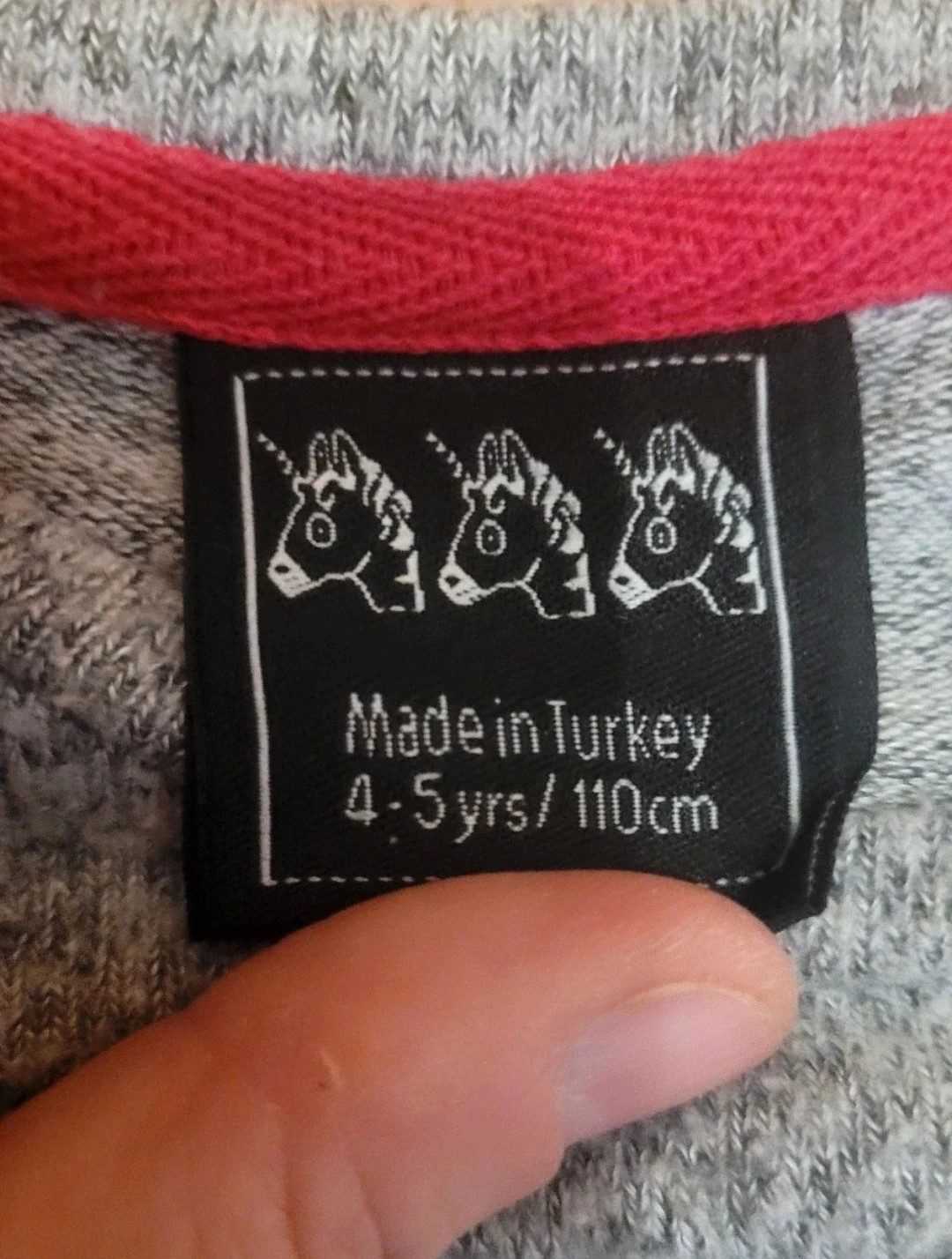 Conjunto de vestido y leotardos grises de unicornio brillante de lentejuelas. Talla 4/5 años – Primark – taille 5 ans / 110 cm 2