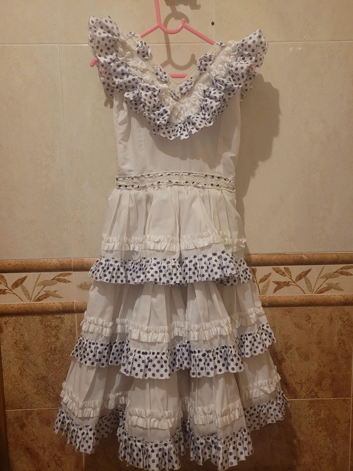 Vestido de flamenca gitana hecho a mano blanco y morado talla 7/8 años – sin marca – taille 7 ans / 122 cm