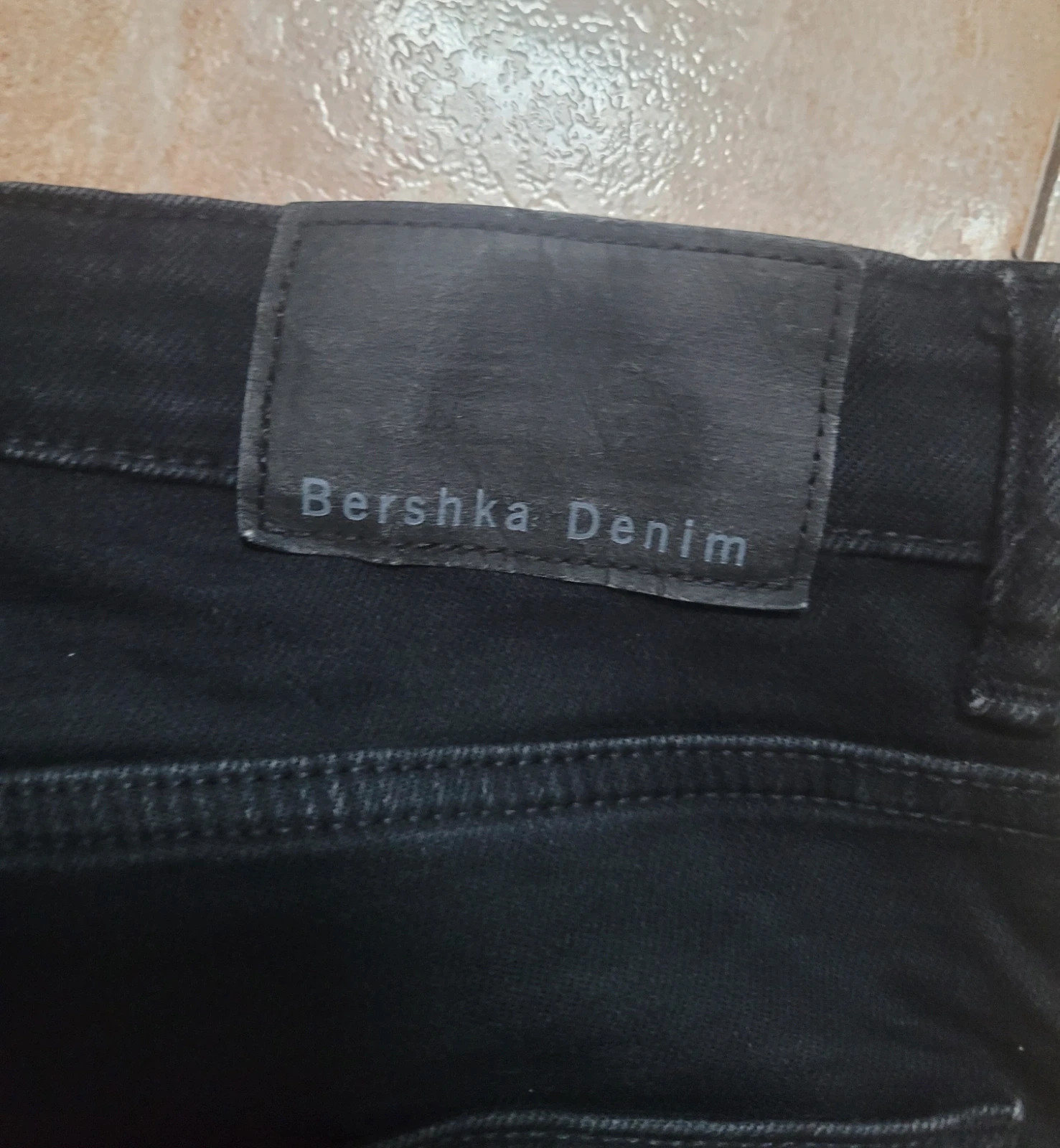 Vaqueros negros Super Skinny Bershka Talla 40 – Bershka – taille M 4