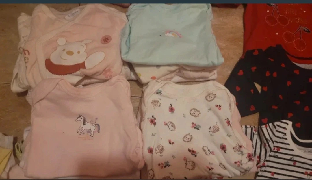 Lote de ropa de bebe de niña 0/3 meses con mucha ropa nueva – Primark – taille 1-3 mois / 56 cm 2