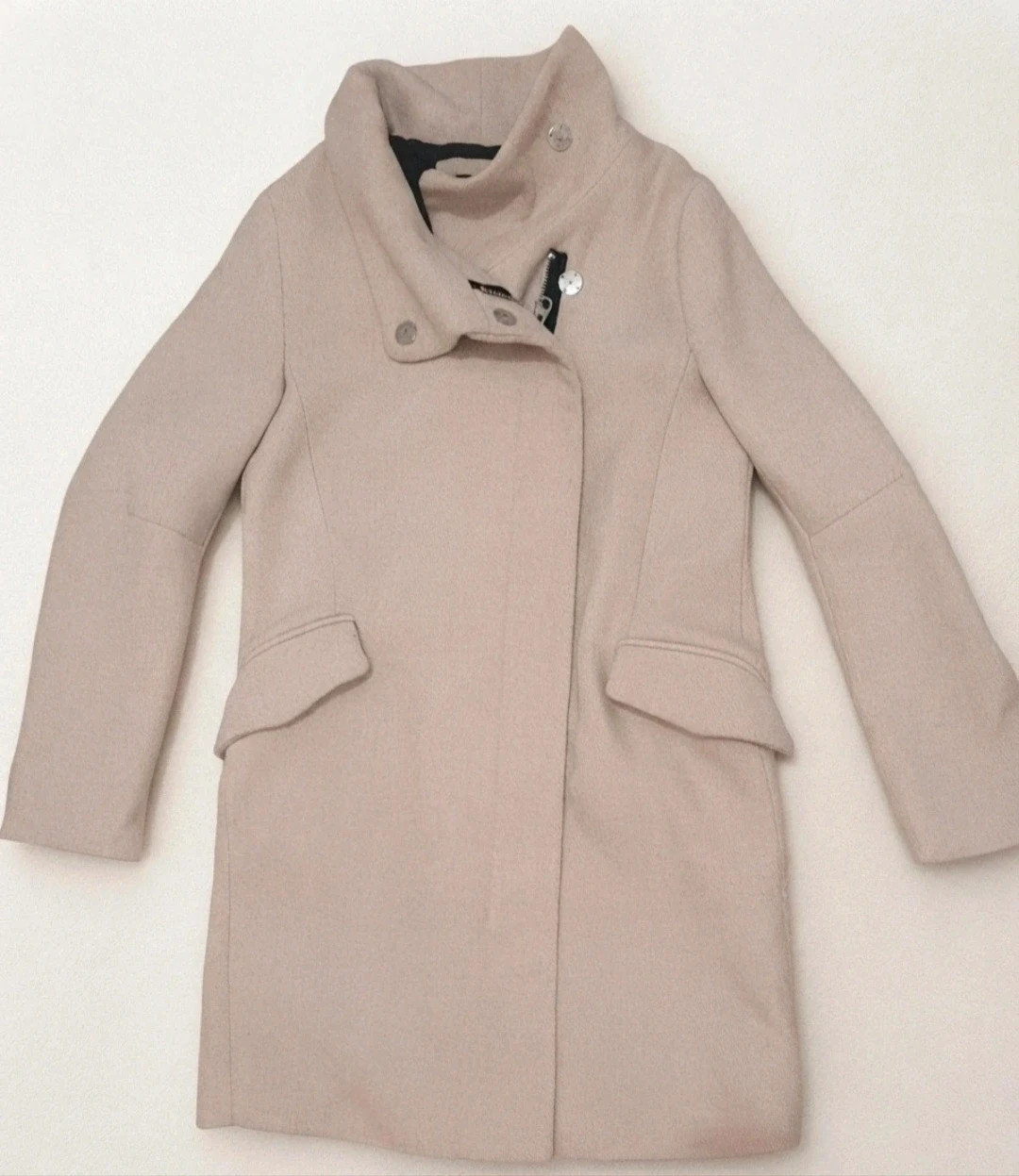 Abrigo beige tipo sastre Bershka talla M – Bershka – taille M / 38 / 10 5