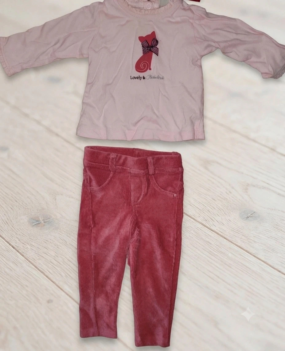 Lote de tres conjuntos infantiles talla 6/9 meses – Variadas. – taille 6-9 mois / 68 cm 2