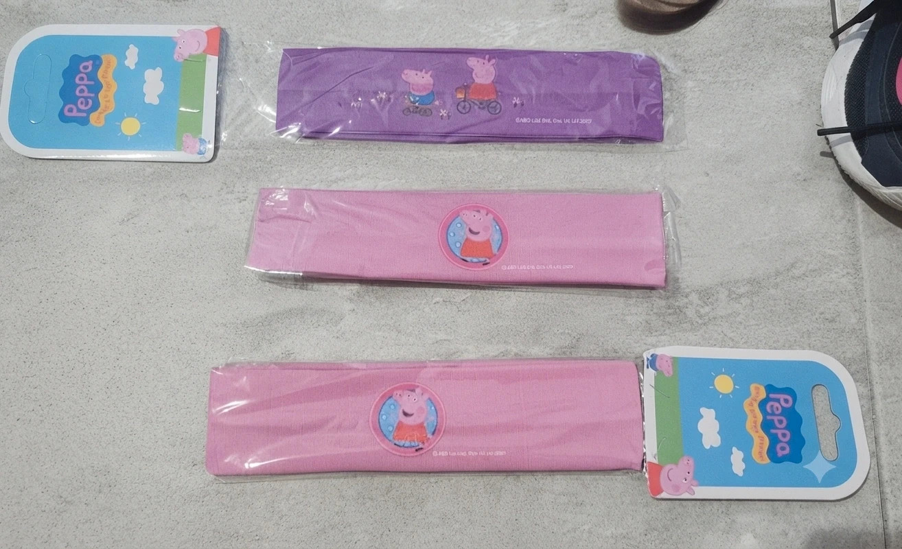 Lote de 21 felpas y diademas infantiles variadas (Nuevas) – Peppa Pig 2
