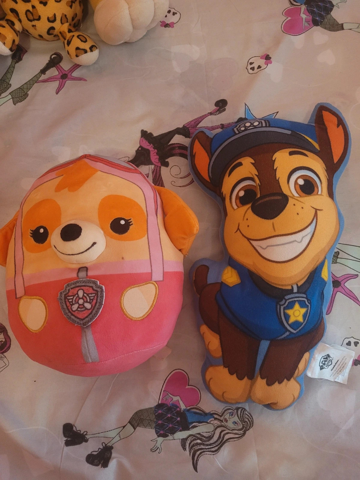 Lote de 2 peluches / cojines de la Patrulla Canina (Paw Patrol)