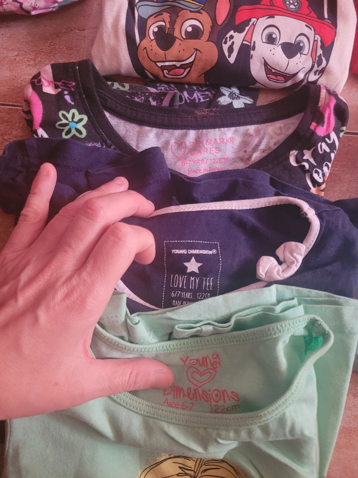Lote de 10 camisetas niña talla 5-6 años – H&M – taille 6 ans / 116 cm 2