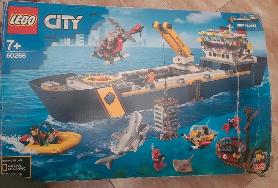LEGO City Barco de Exploración Oceánica (60266) – LEGO City – taille 7 ans / 122 cm
