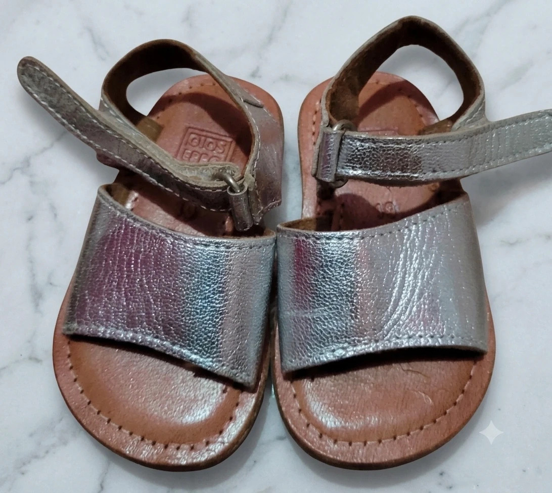 Sandalias Gioseppo plateadas nuevas - Talla 19