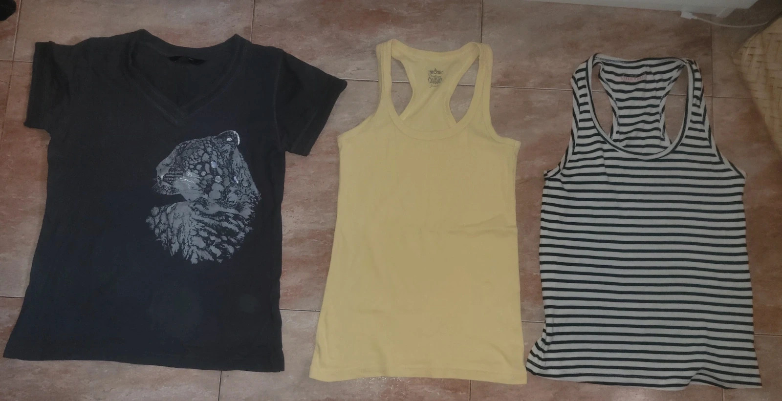 Lote de 3 camisetas / tops de mujer talla S – Stradivarius – taille S / 36 / 8