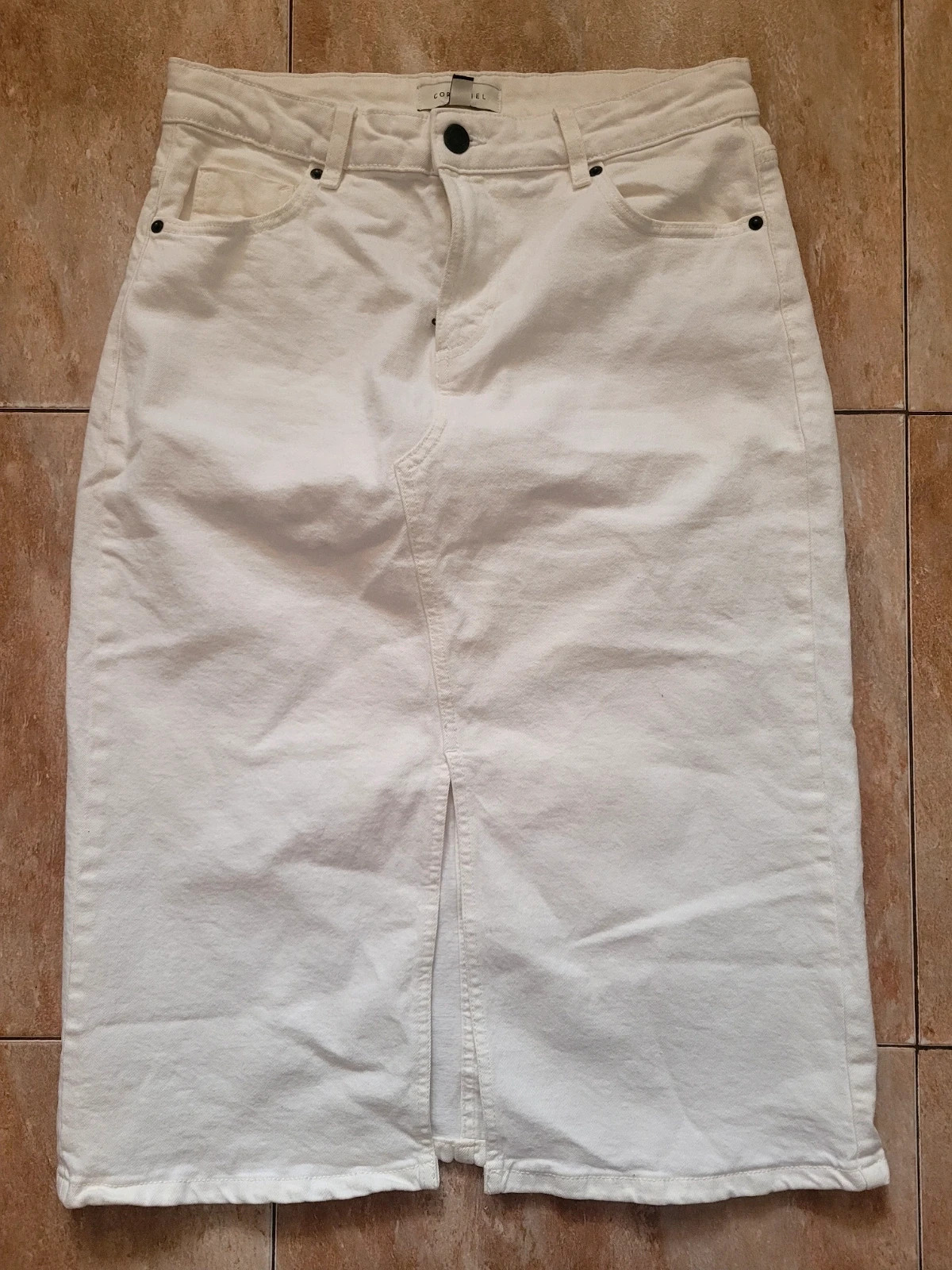 Falda vaquera midi blanca de Cortefiel - Talla M – Cortefiel – taille M / 38 / 10