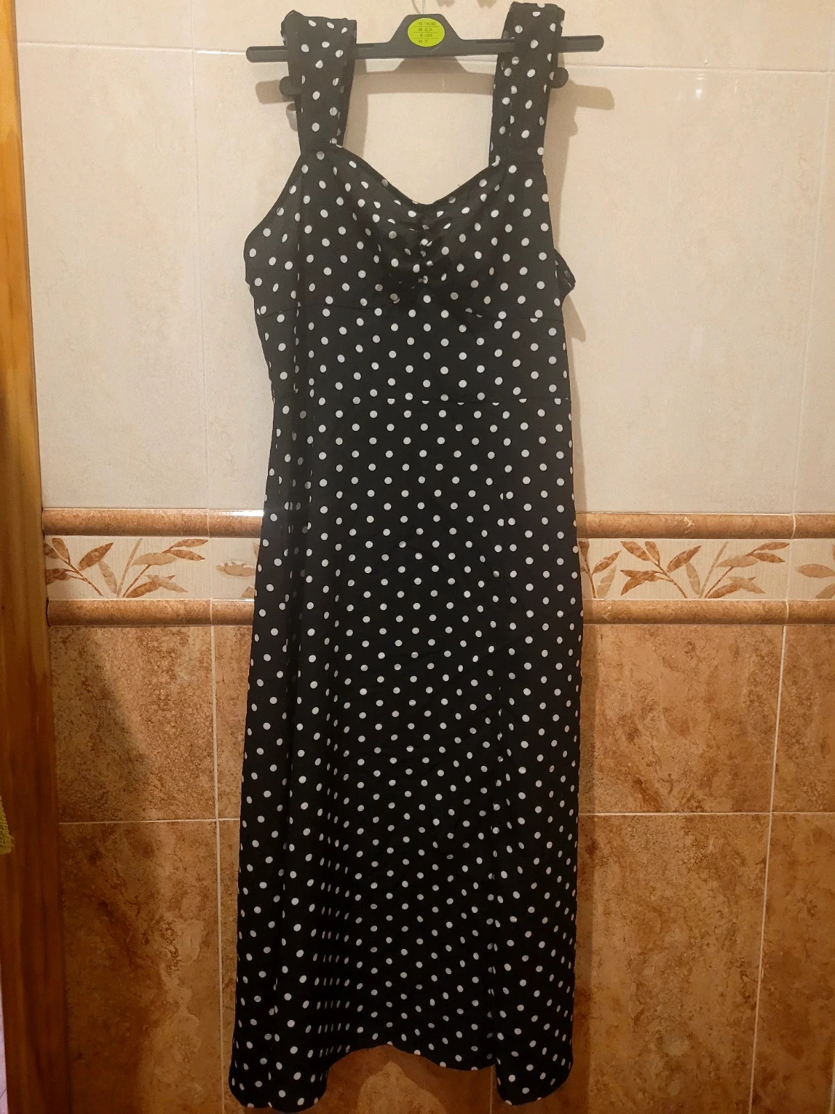 Vestido midi de lunares SHEIN (Talla S/M – Shein – taille S / 36 / 8