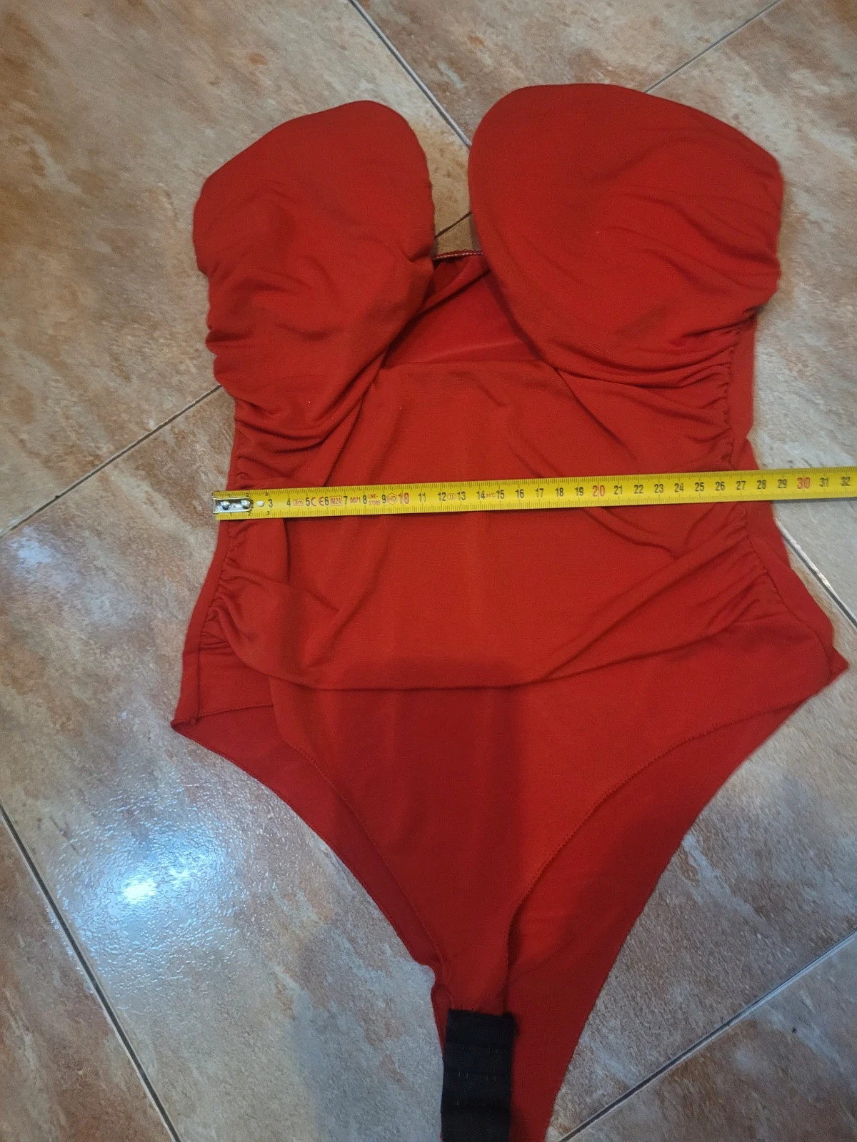 Body rojo con aros y drapeado palabra de honor - Talla S – L&S – taille S / 36 / 8 5
