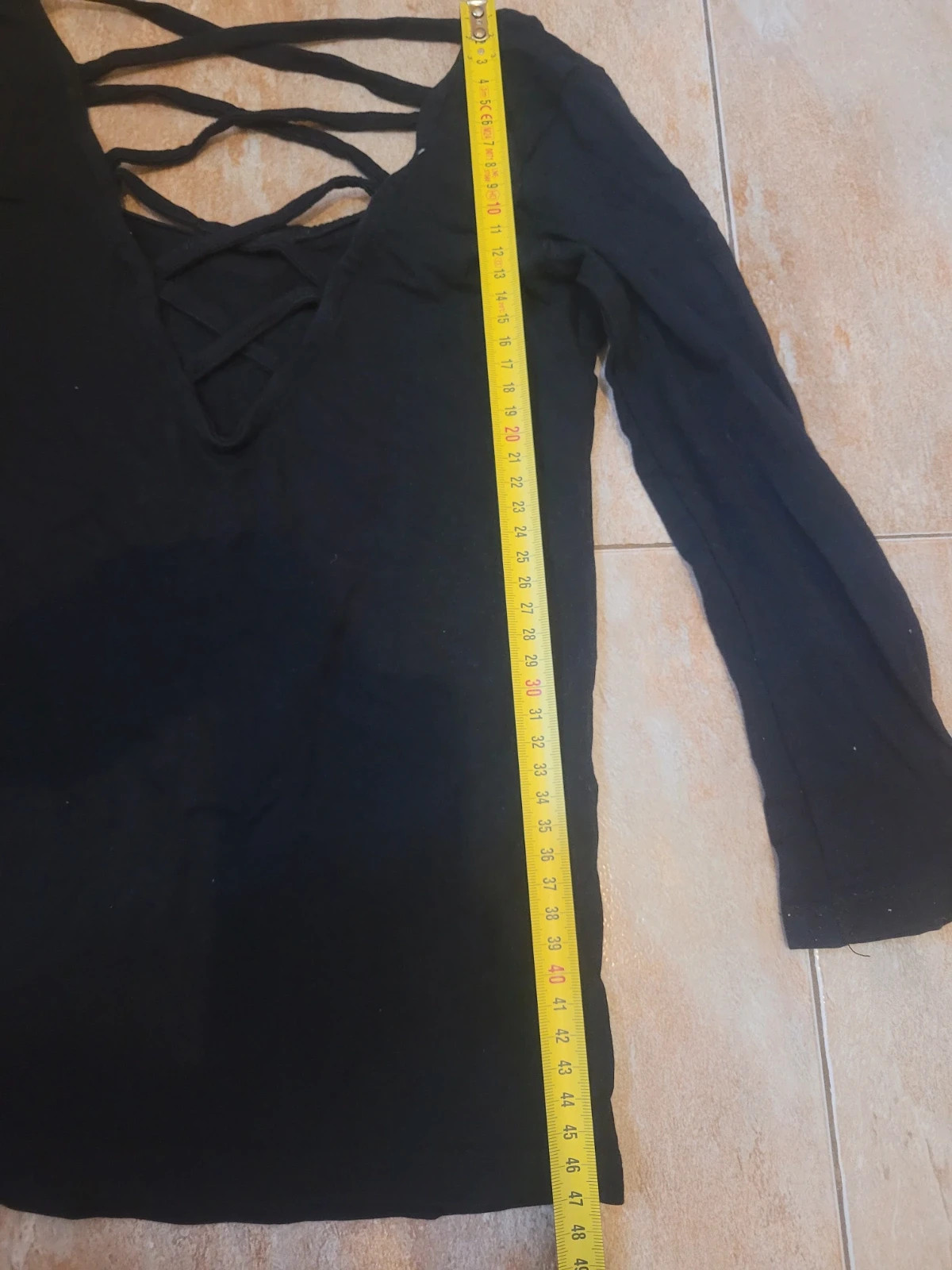 Camiseta negra con espalda cruzada talla XS – Bershka – taille XS / 34 / 6 5
