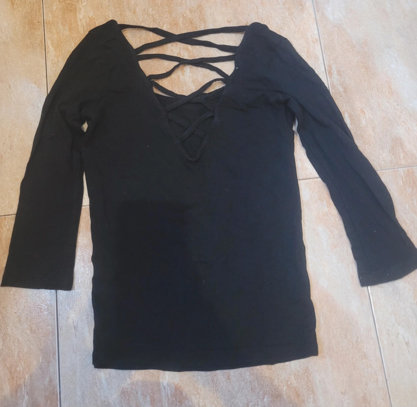 Camiseta negra con espalda cruzada talla XS – Bershka – taille XS / 34 / 6 2