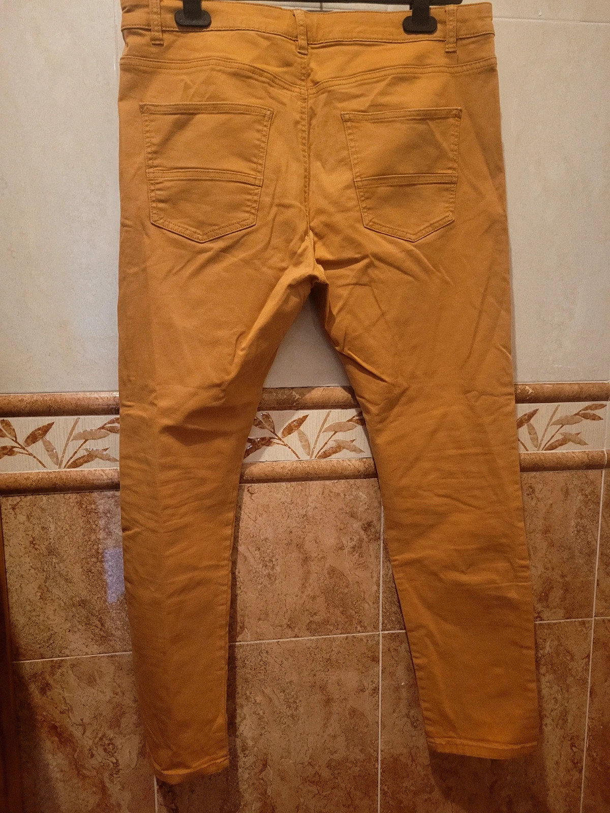 Pantalones Bershka Skinny Fit - Color Mostaza – Bershka – taille W35 | FR 44 2