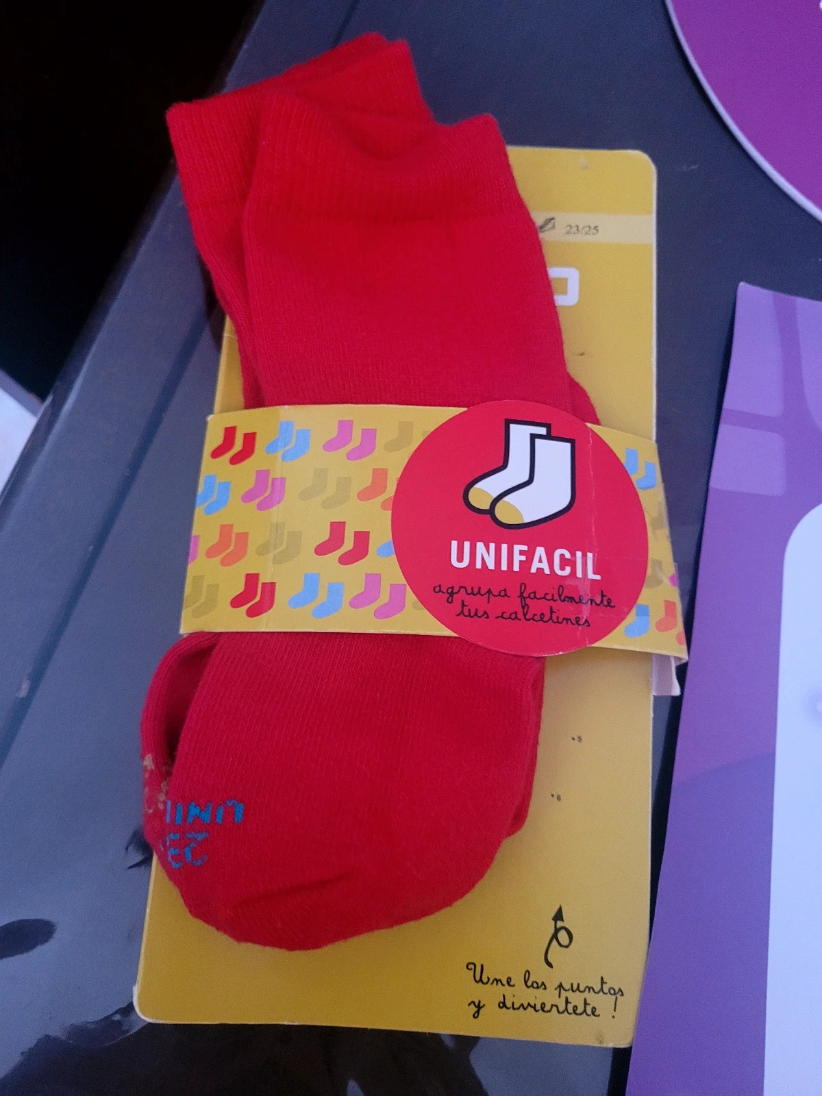 Calcetines rojos infantiles unifacil nuevos – unifacil – taille 22-24