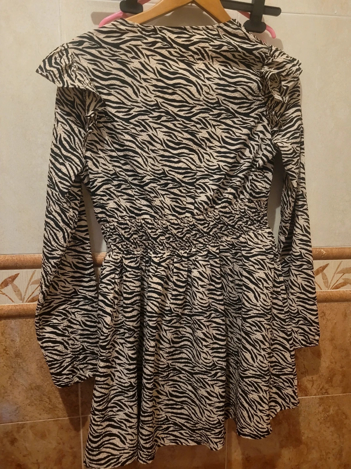 Vestido corto cebra Bershka - Talla L – Bershka – taille L / 40 / 12 2