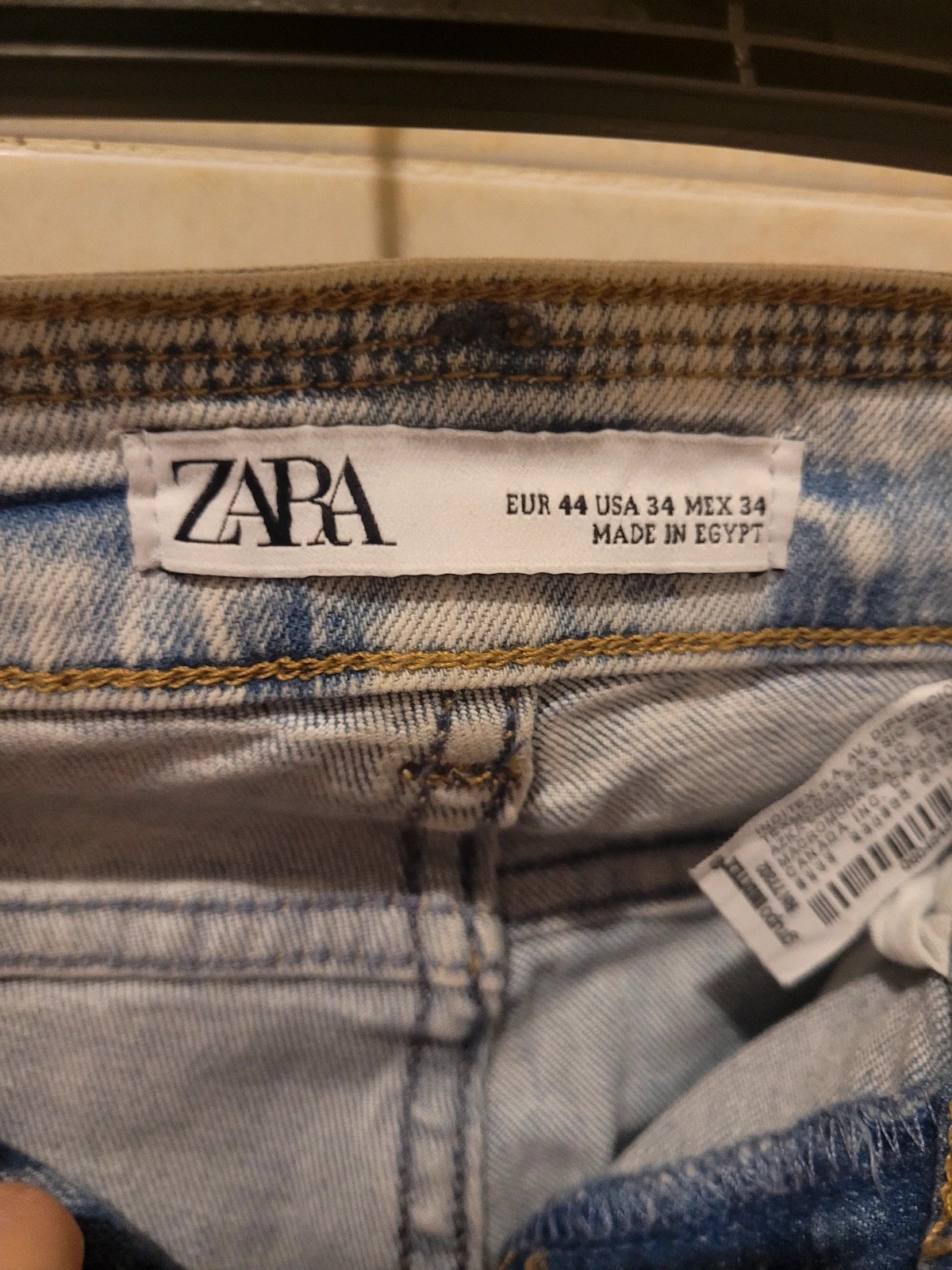 Vaqueros Zara Hombre - Talla 44 - Slim Fit con Rotos – Zara – taille W34 | FR 44 3