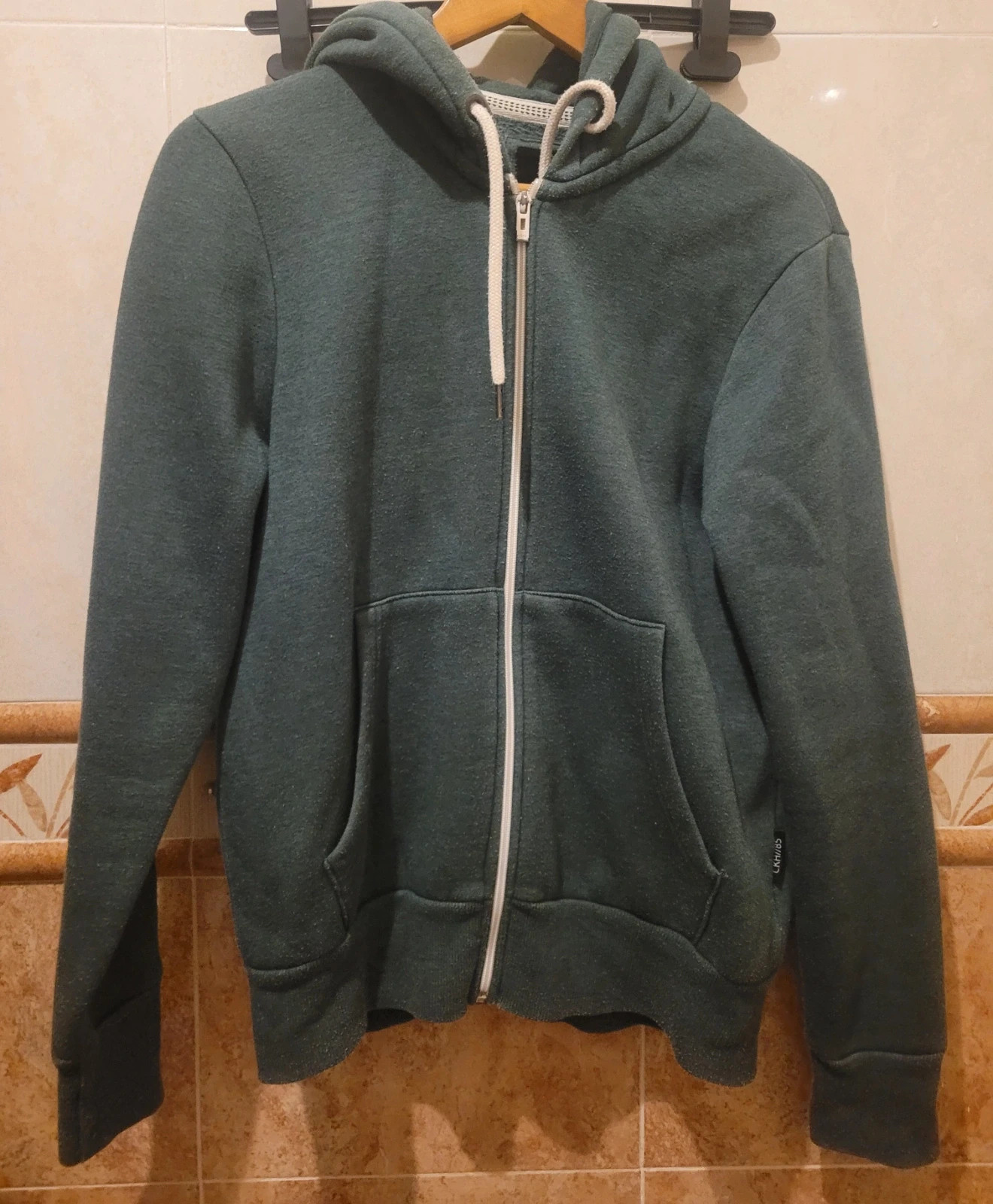 Sudadera con capucha y cremallera verde - Talla S - Clockhouse (C&A)