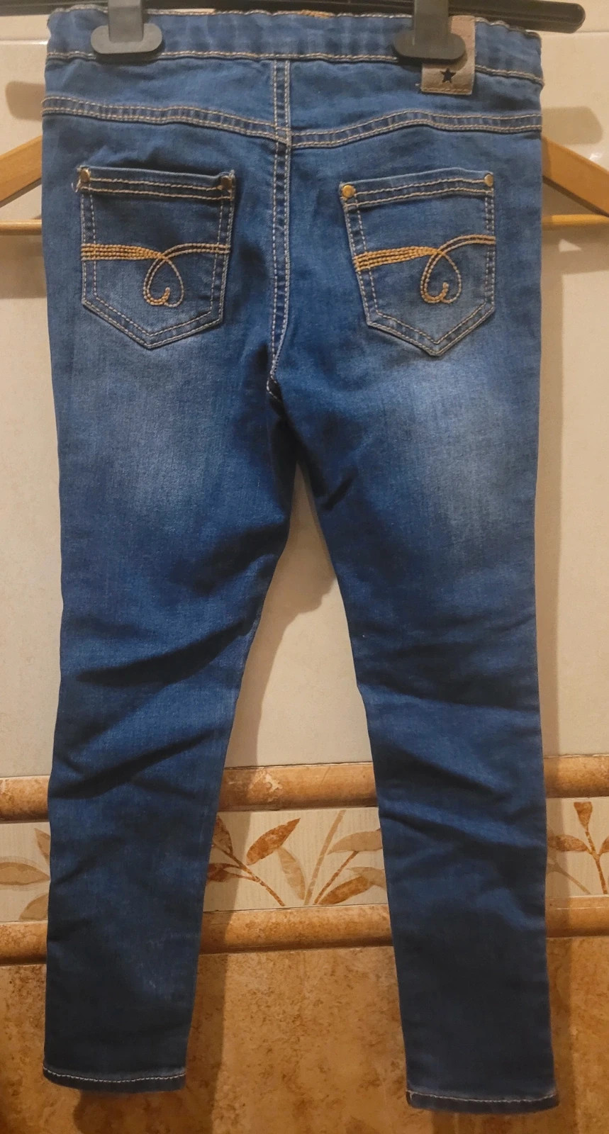Vaqueros Denim Bassik (Talla 5-6 años / 116 cm) – BASSIK – taille 5 ans / 110 cm 2