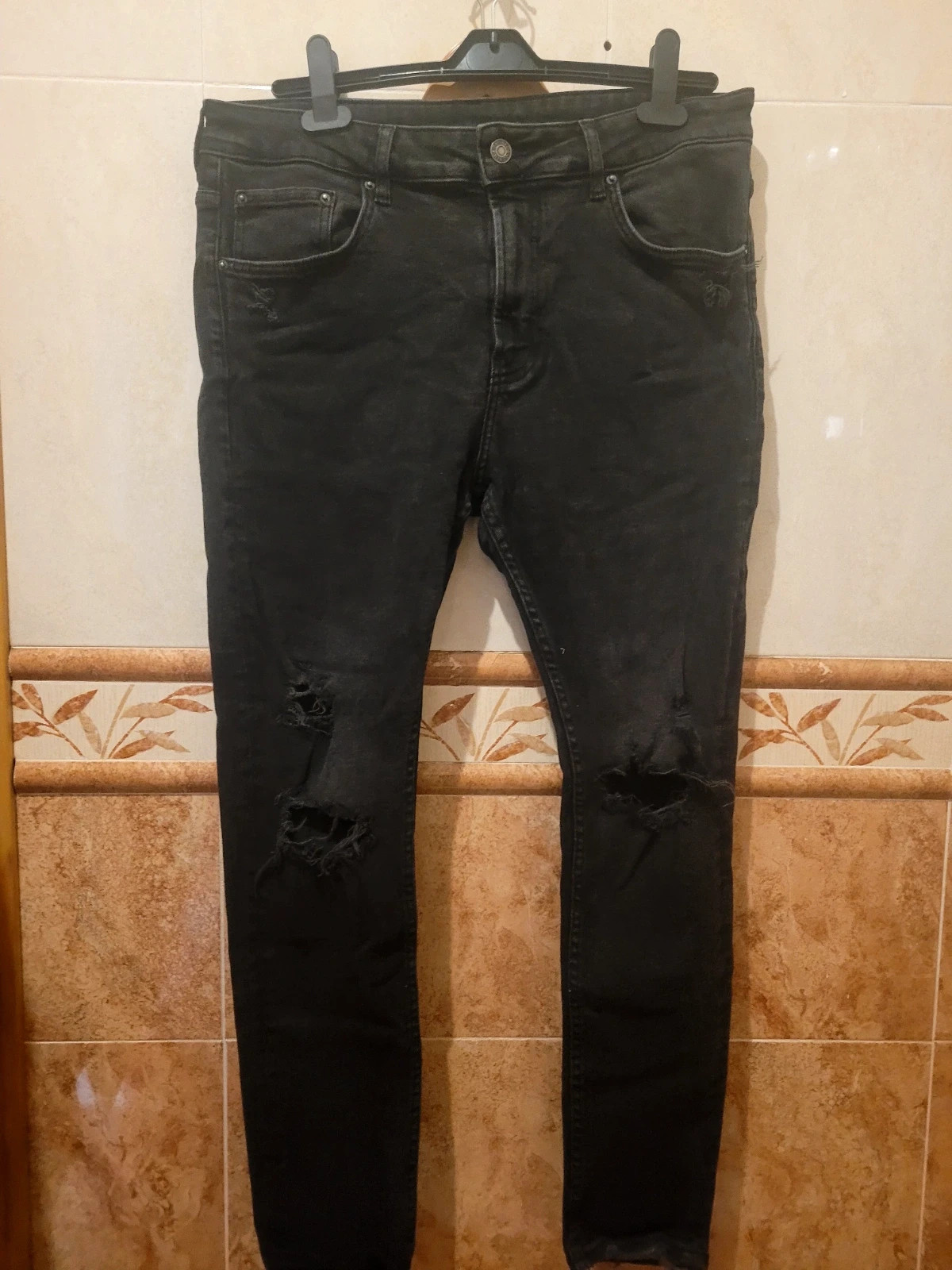 Pantalón vaquero Bershka negros Slim Talla L 44 – Bershka – taille L 2