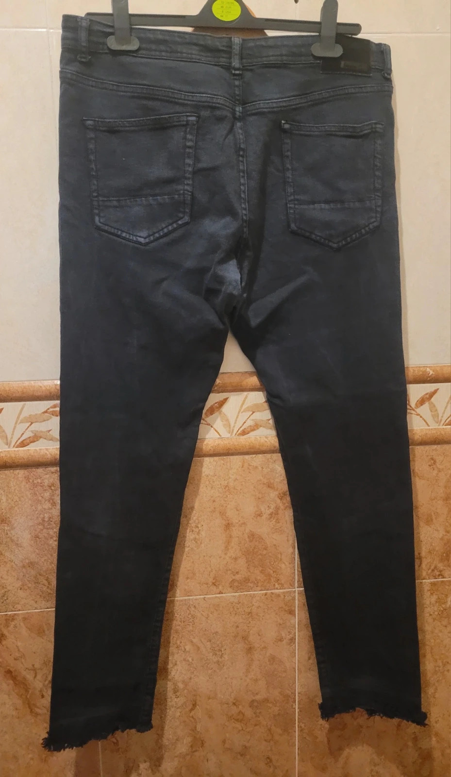 Vaqueros Denim Co. Slim - Negros con Rotos (W34/L30) – Denim Co – taille L 5