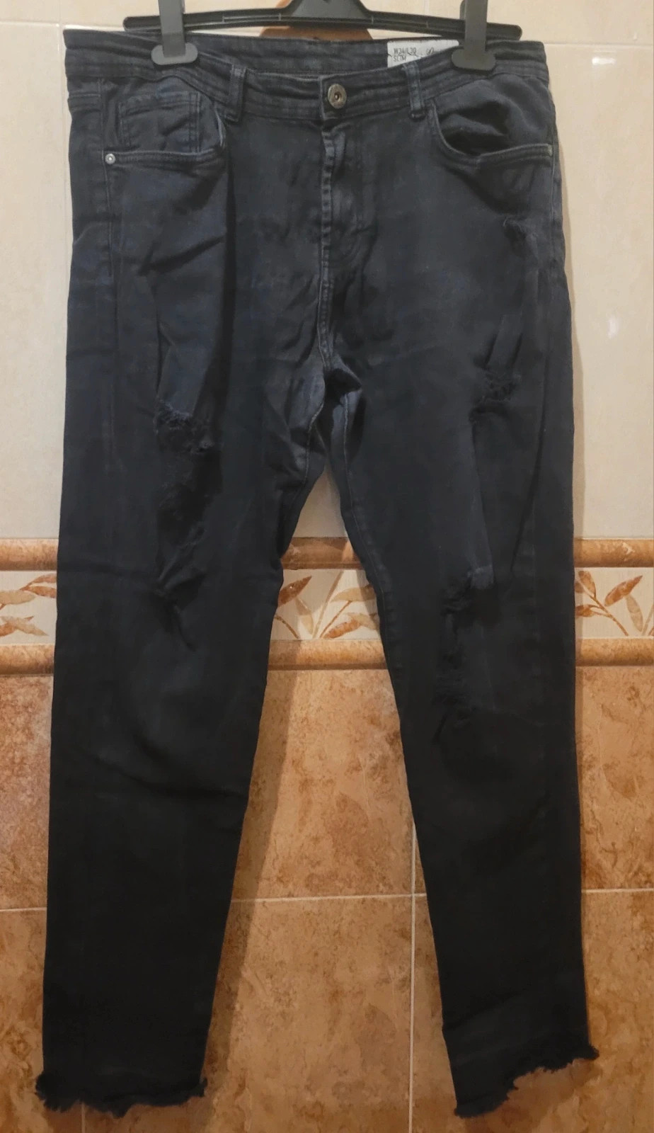 Vaqueros Denim Co. Slim - Negros con Rotos (W34/L30) – Denim Co – taille L 4