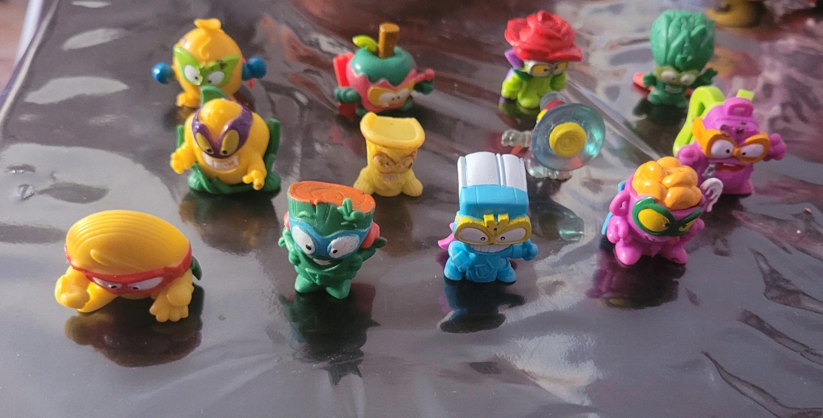 Lote de [X] figuras SuperThings (SuperZings) - Variados