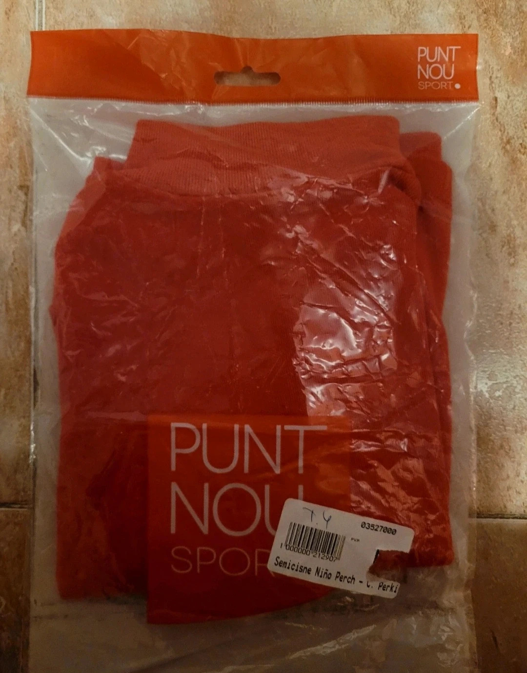 Camiseta cuello alto Punt Nou Sport – punt nou – taille 4 ans / 104 cm 2