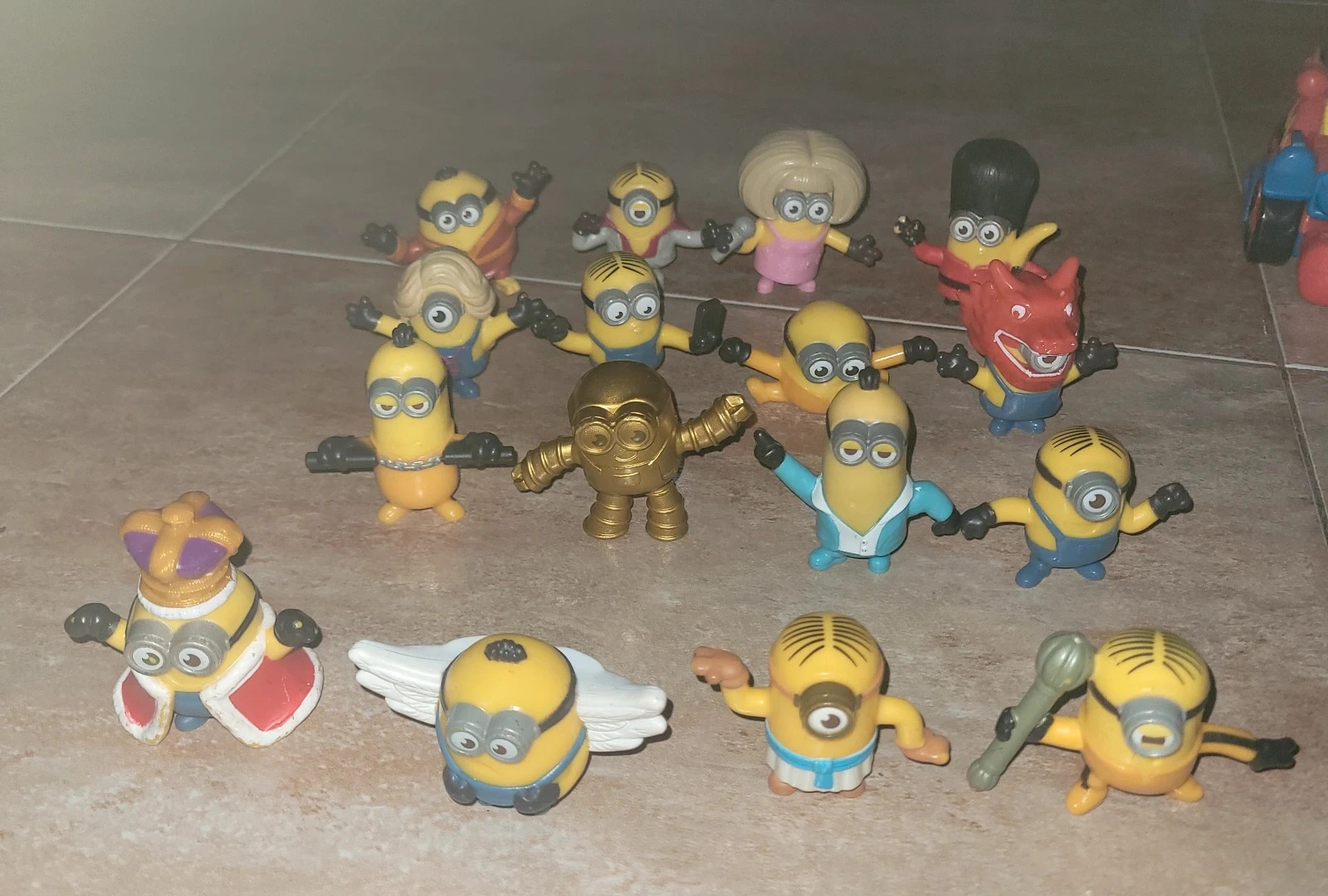 Lote de 15 figuras Minions - Colección variada (Gru, Mi Villano Favorito)