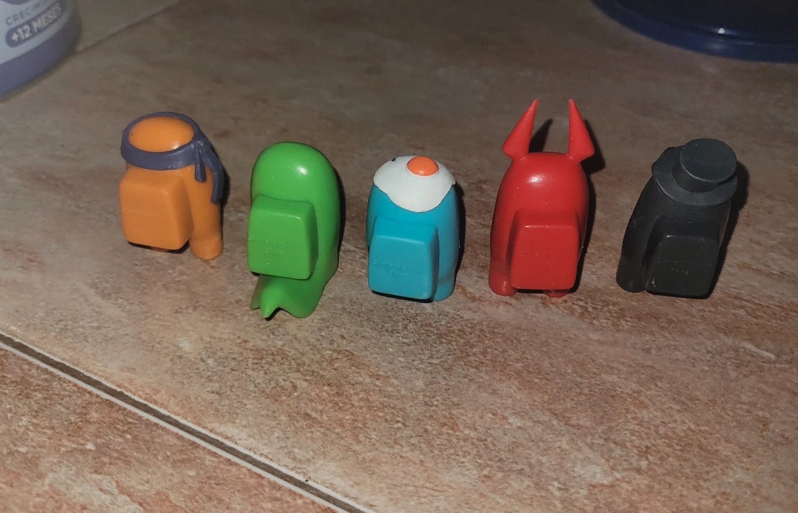 Lote 5 figuras Among Us - Diferentes colores y sombreros (Skins) – Among Us – taille Taille unique 2