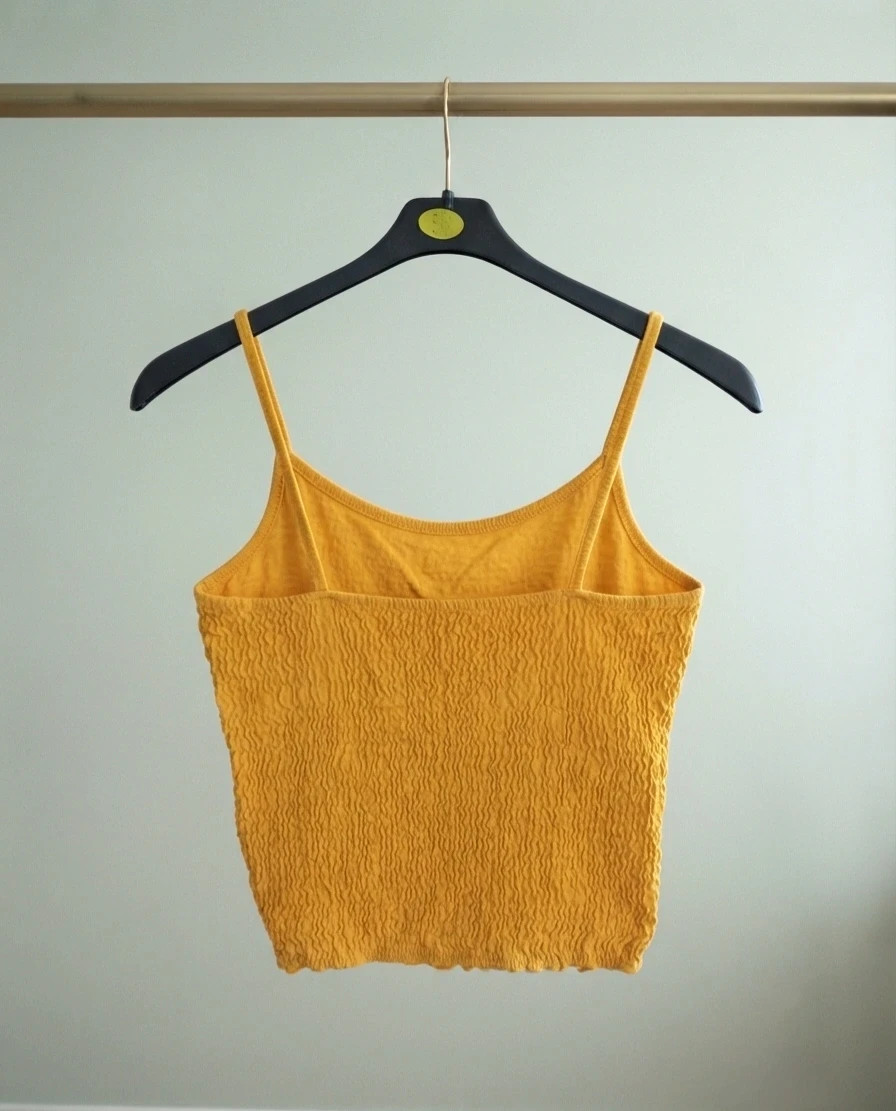 Top corto fruncido amarillo Bershka Talla M – Bershka – taille M / 38 / 10 2