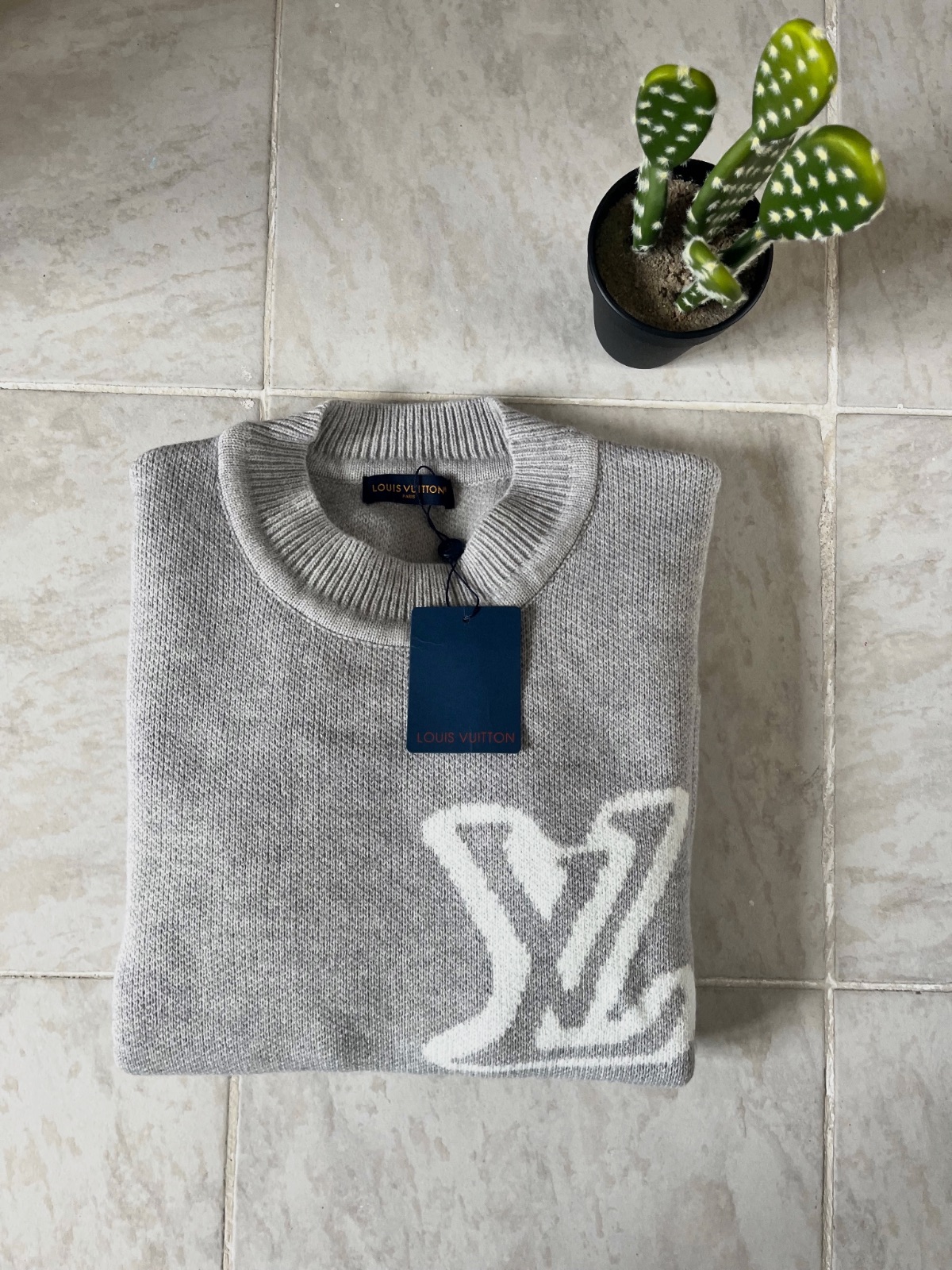 Sweat LV