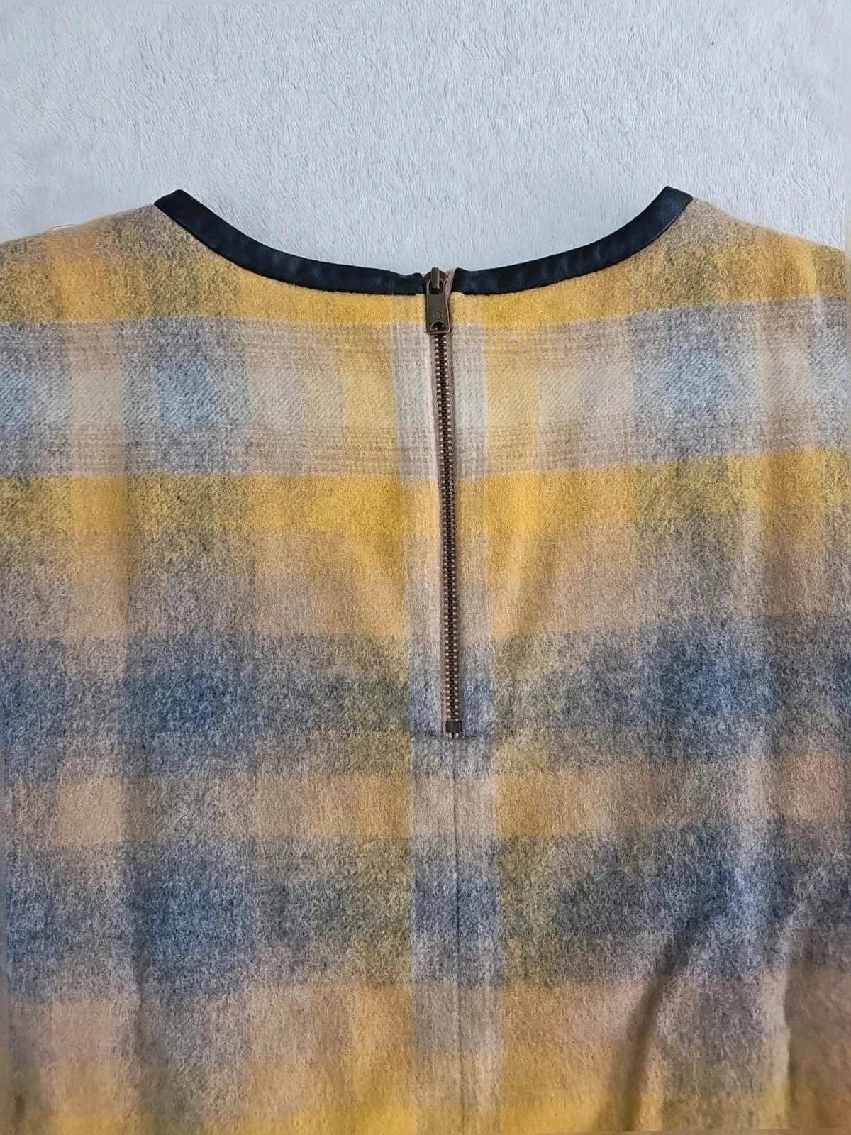 Pull manches courtes Zippé tommy Hilfiger jaune gris blanc 10 S – Tommy Hilfiger – taille S / 36 / 8 4
