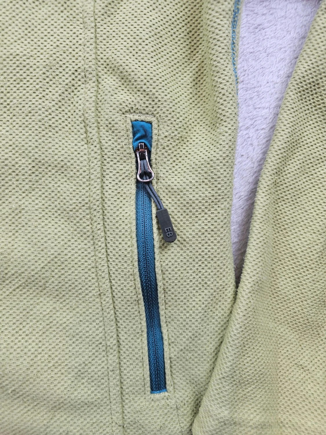 Veste polaire Eddie Bauer outdoor zippé randonnée poches mains logo brodé vert Femme taille S – Eddie Bauer – taille S / 36 / 8 3