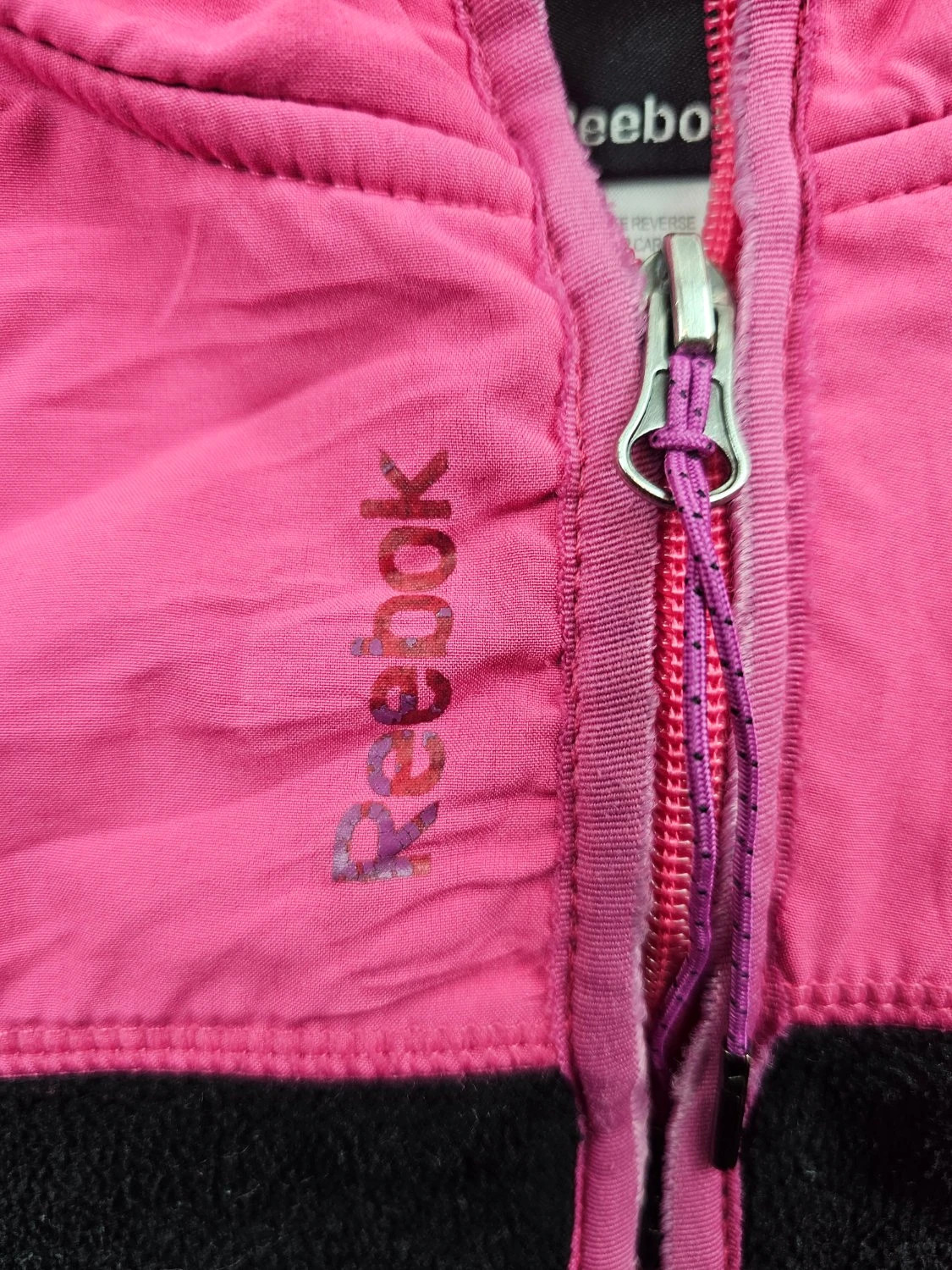 Veste polaire Reebok capuche zippée empiècements contrastants noir et rose Femme taille S – Reebok – taille S / 36 / 8 2