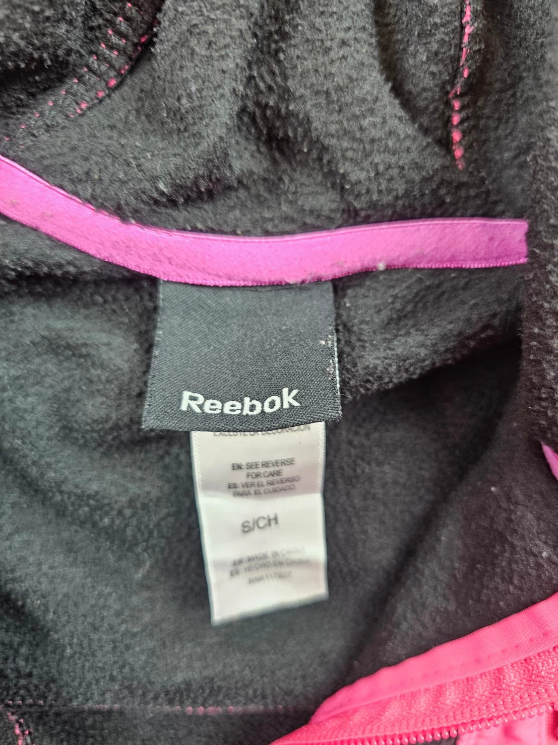 Veste polaire Reebok capuche zippée empiècements contrastants noir et rose Femme taille S – Reebok – taille S / 36 / 8 4