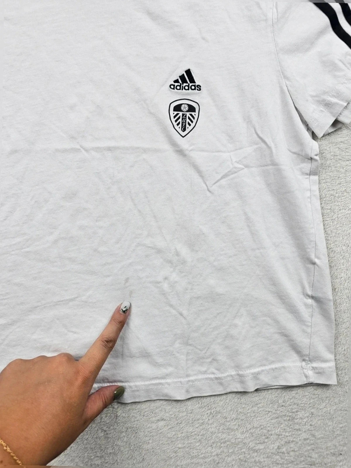 T-shirt Adidas l blanc et Noir – adidas – taille L / 40 / 12 2