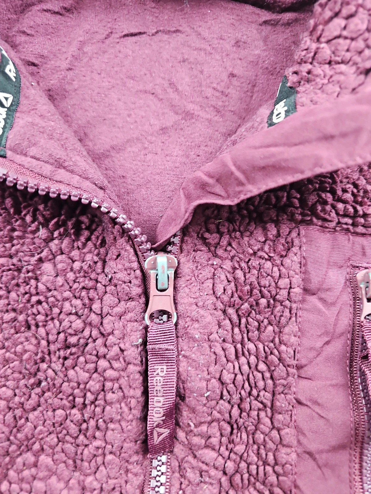 Reebok Veste Polaire Sherpa Bordeaux Taille M – Reebok – taille M / 38 / 10 4