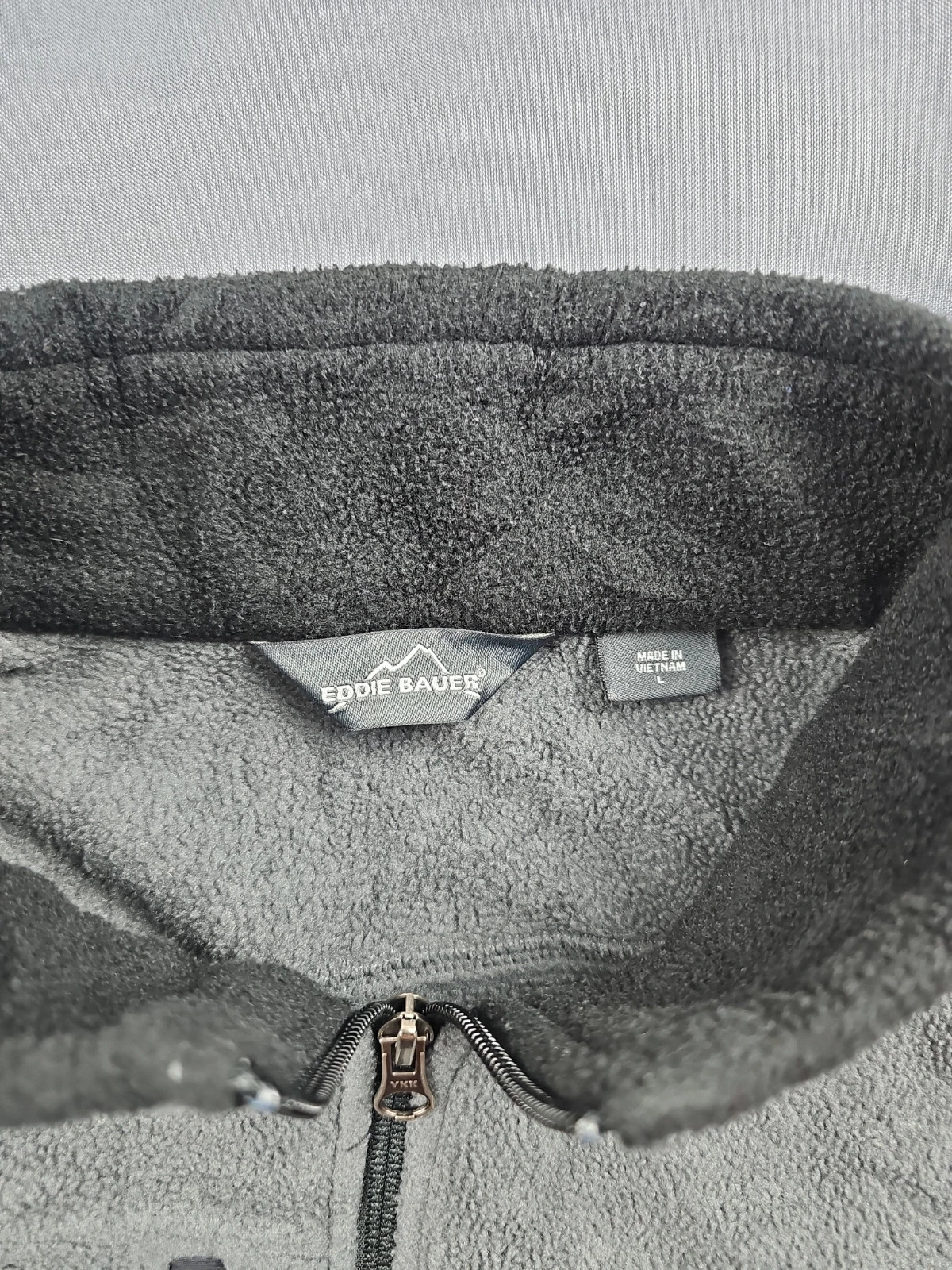 Eddie Bauer Veste Polaire Grise Taille L – Eddie Bauer – taille L 3