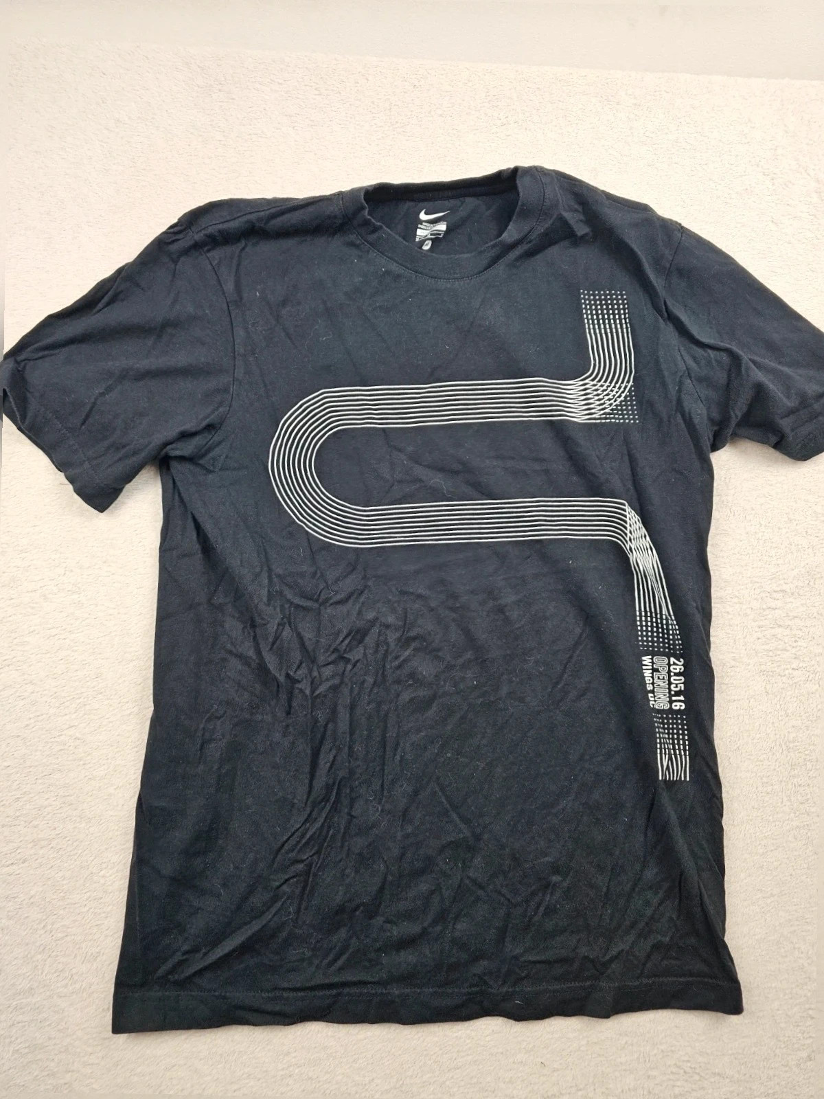 T-shirt Nike Noir "Opening wings dC" Manches Courtes M