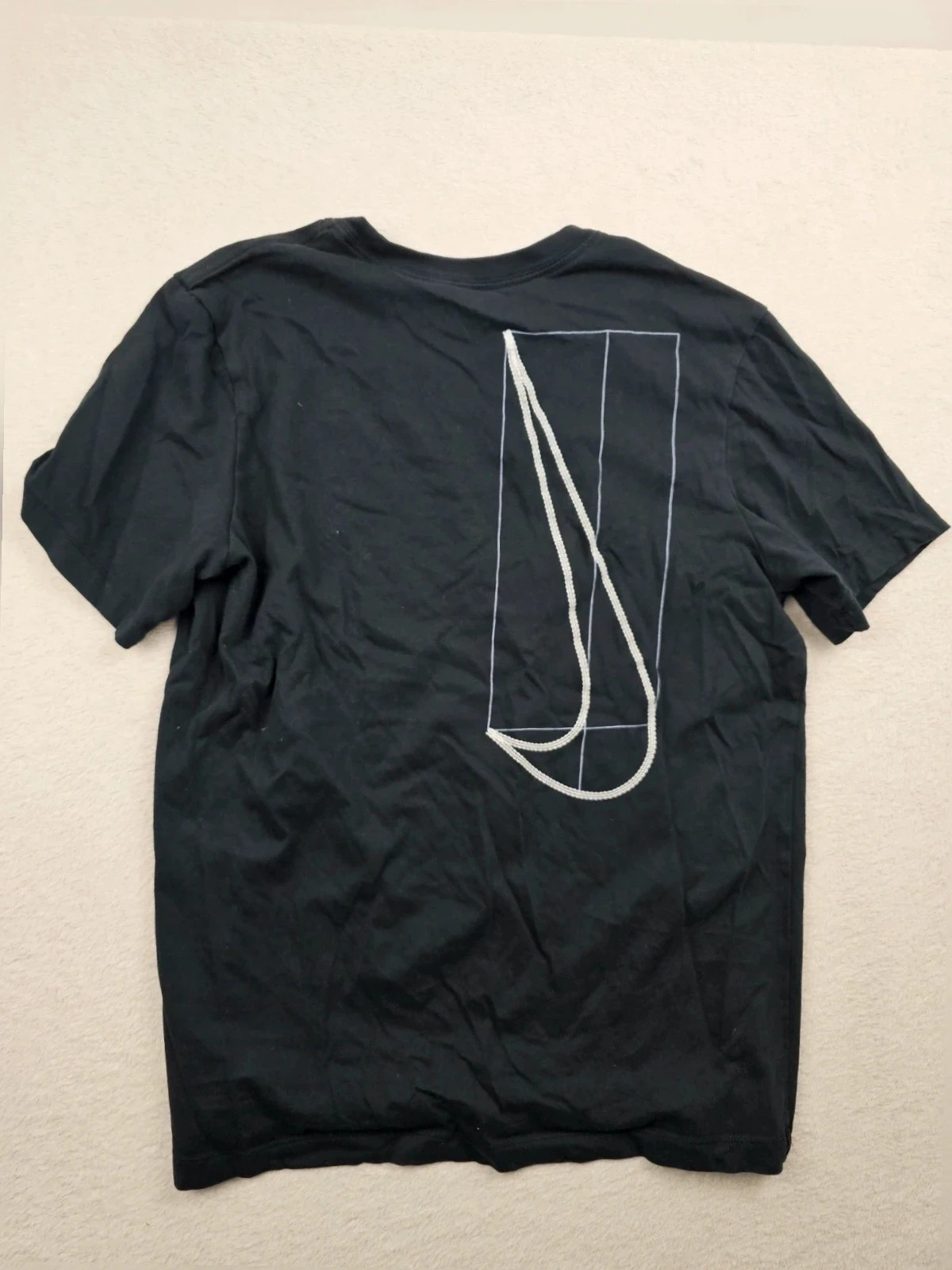 T-shirt Nike performance / The Nike Tee noir M – Nike – taille M 2