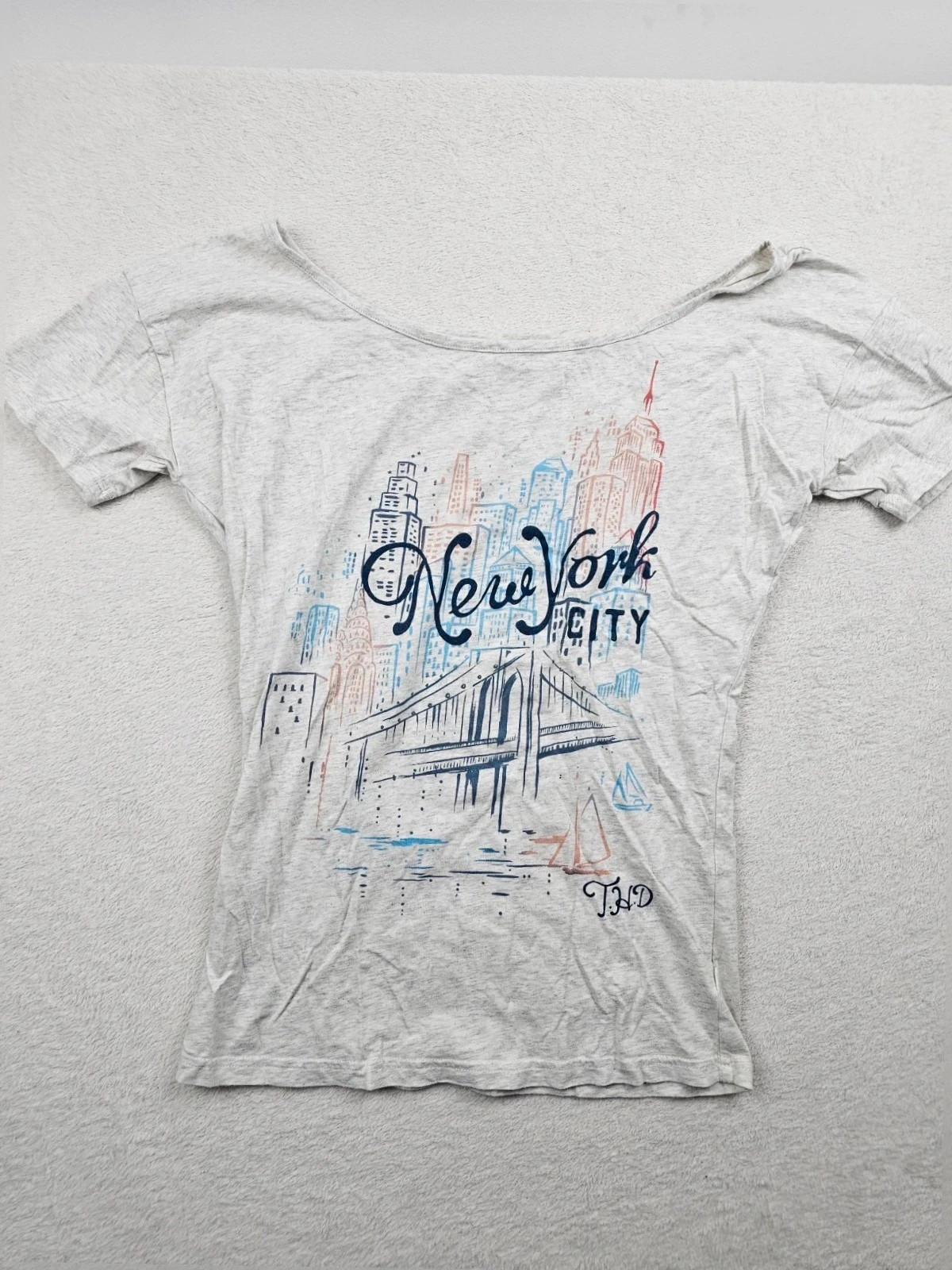 T-shirt "New York" / Graphic Tee Figure Denim (THD) S