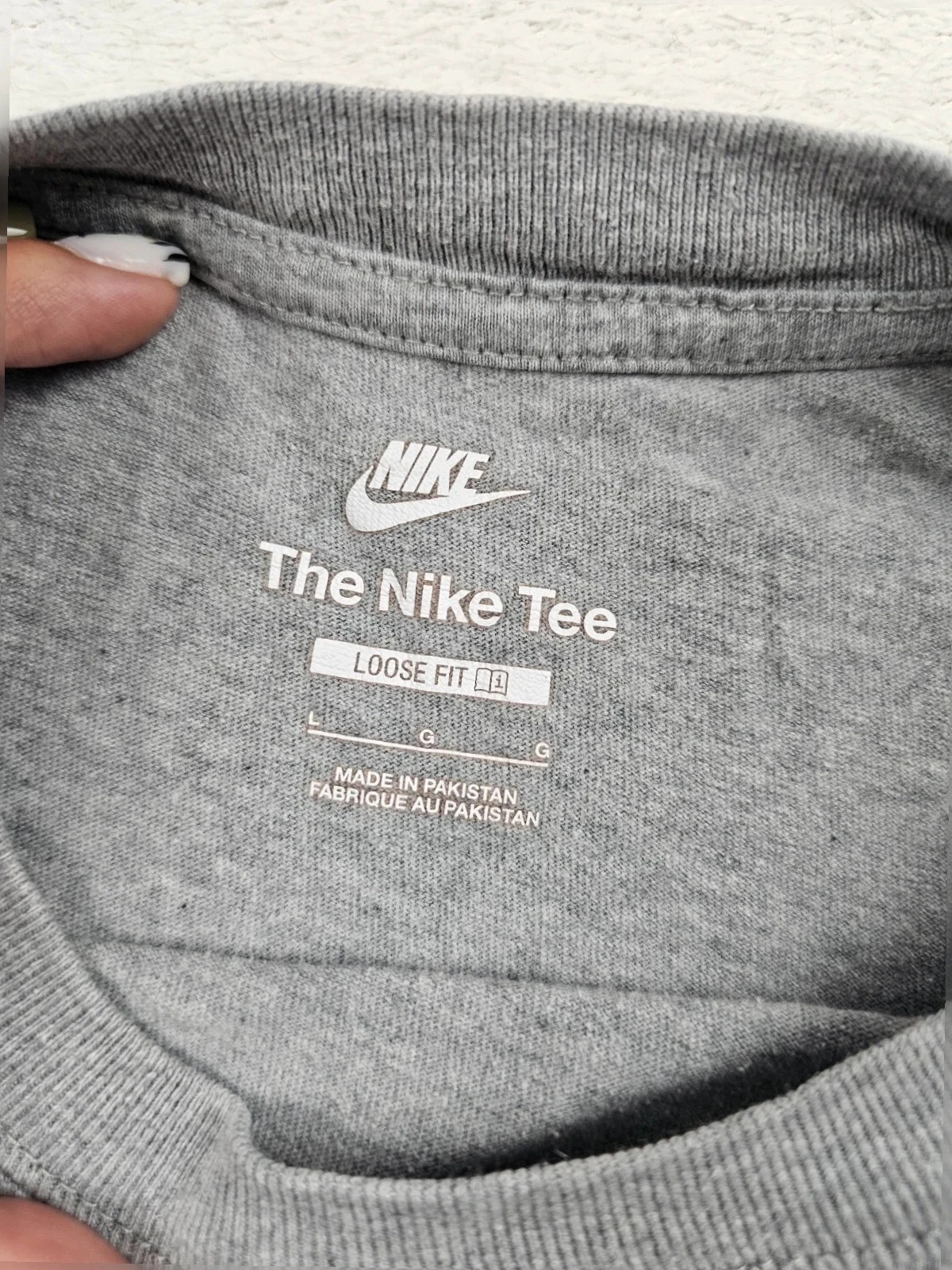T-shirt nike Gris et noir L – Nike – taille L 5