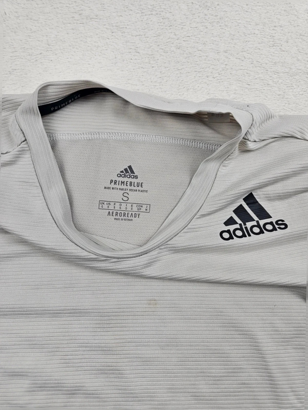 T-shirt Adidas Blanc et Noir S – adidas – taille S 4