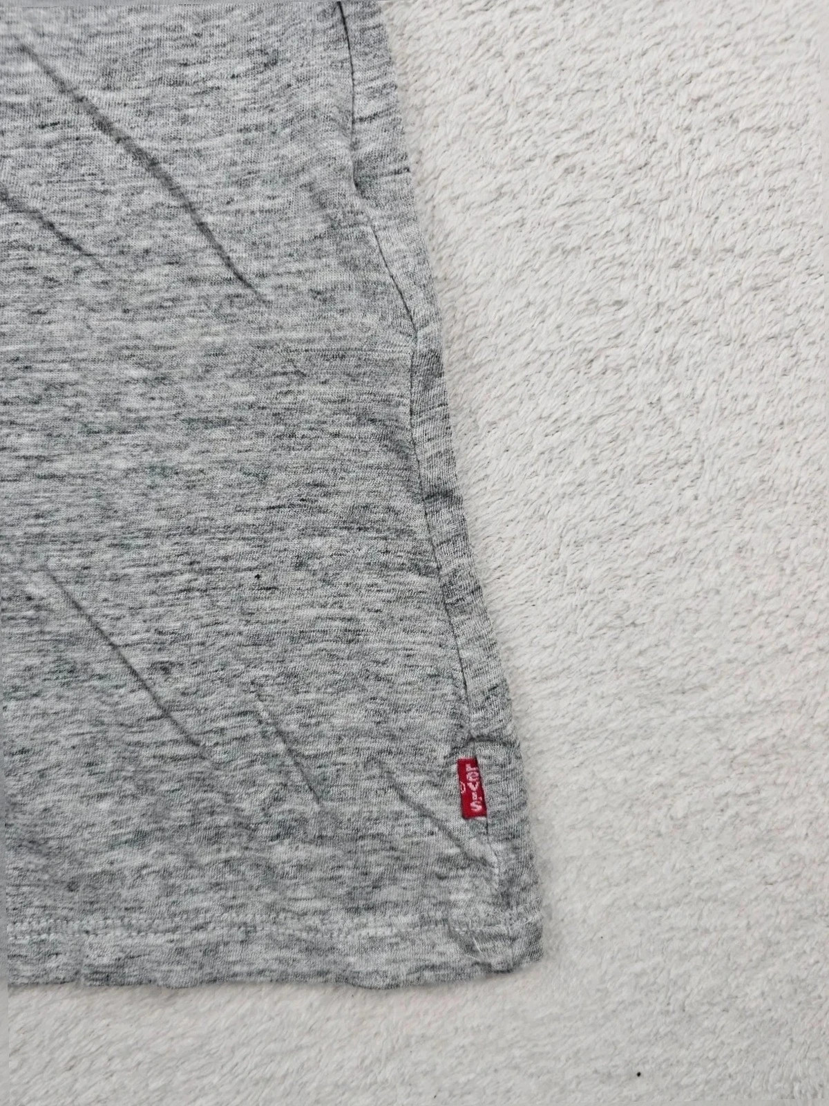 T-shirt Gris et rouge Levi's L – Levi's – taille L / 40 / 12 2