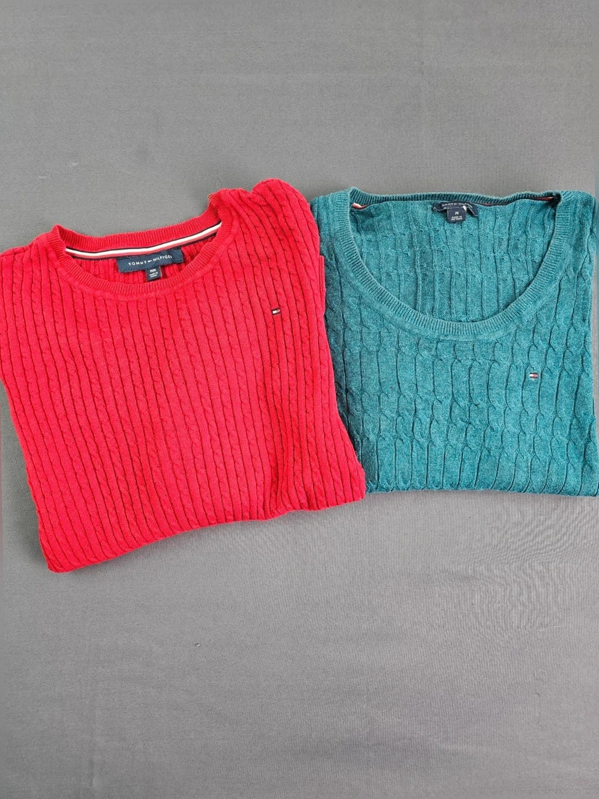 Lot 2 pull tommy Hilfiger Torsadé Taille M Rouge / Bleu Turquoise