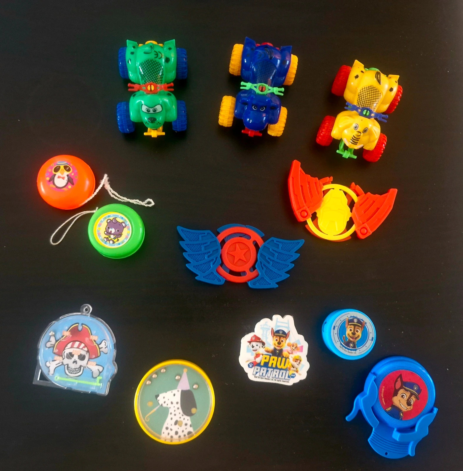 Lot de petites figurines