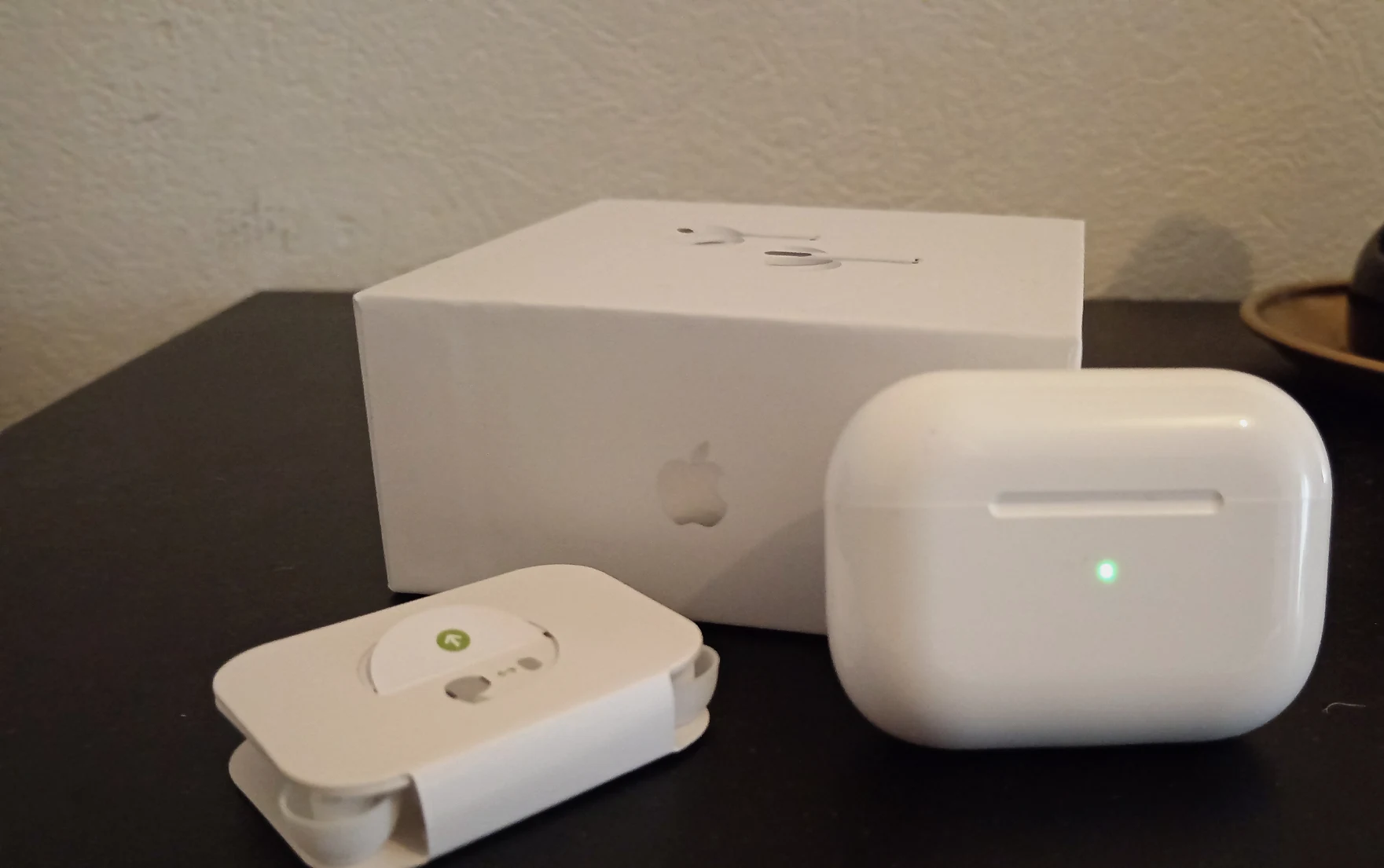 Écouteurs sans fil Apple AirPods Pro avec boîtier