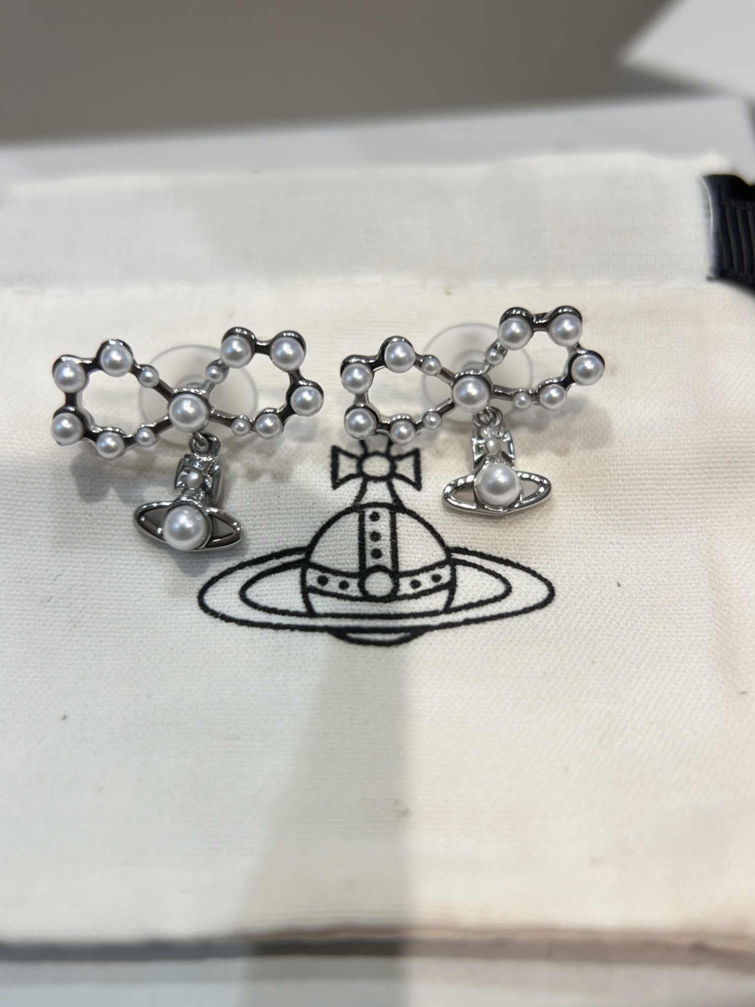 Boucles d'oreilles Vivienne Westwood arg 4