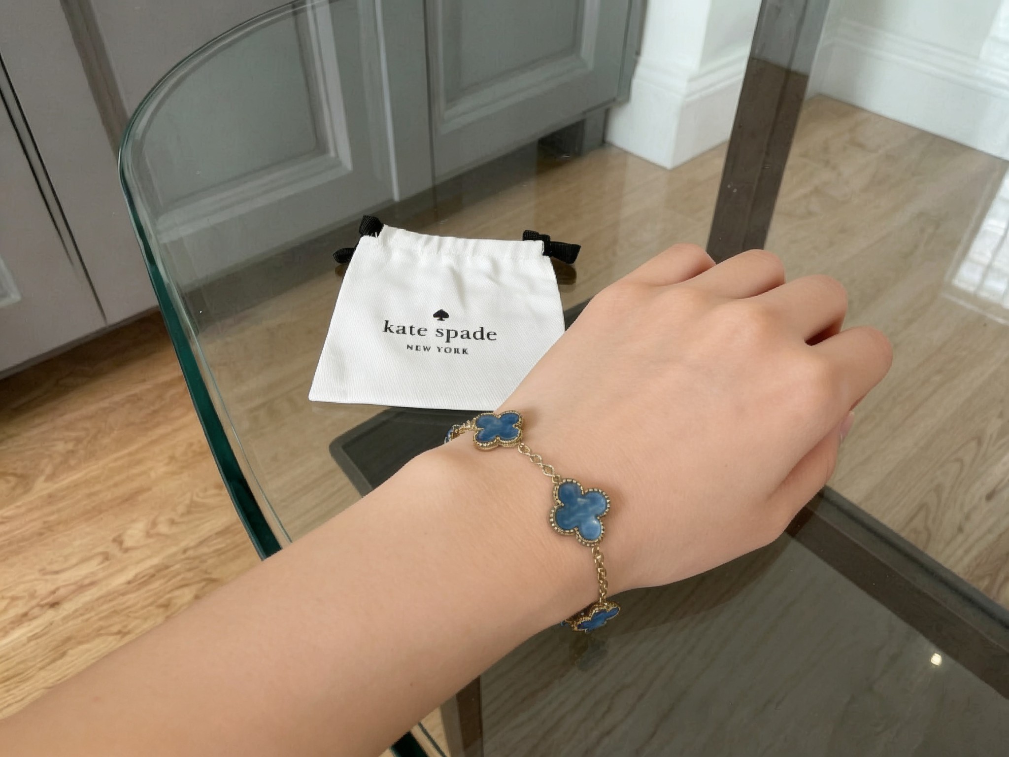Collier Kate Spade trèfle bleu 3